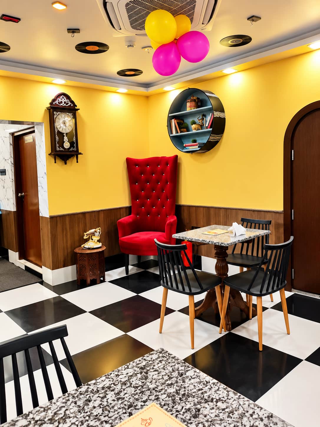 RR Cafe image