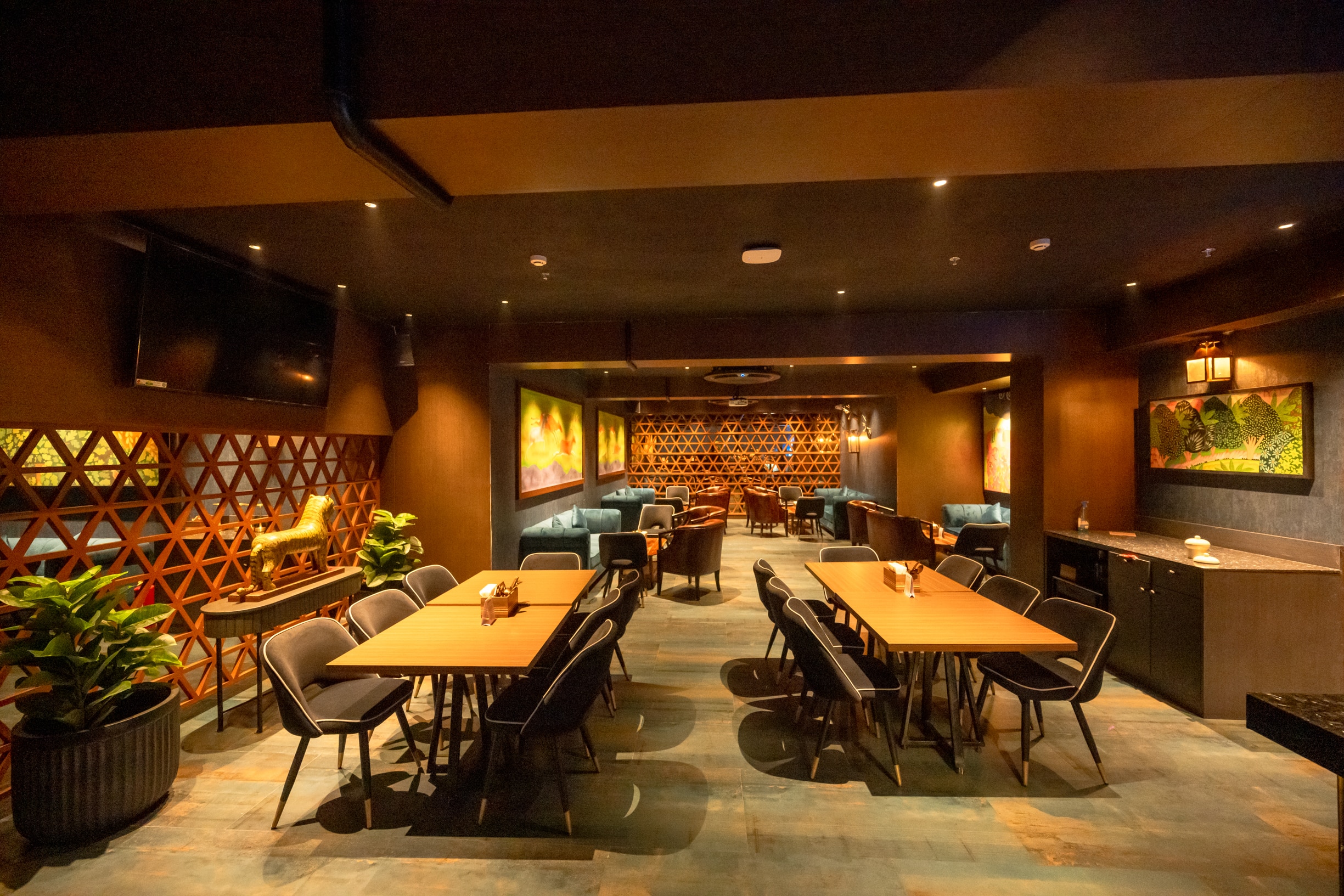 dinner restaurants, dinner spots, dinner dining, fine dining restaurants, casual dining restaurants, rooftop restaurants, family restaurants, romantic restaurants, late night restaurants - The Camp - img1