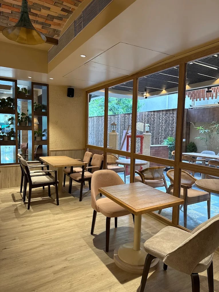 Restaurant image