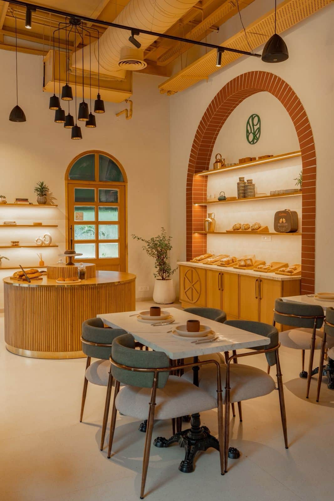 cafes in lucknow, aesthetic cafe, pretty cafe - Baske - img1