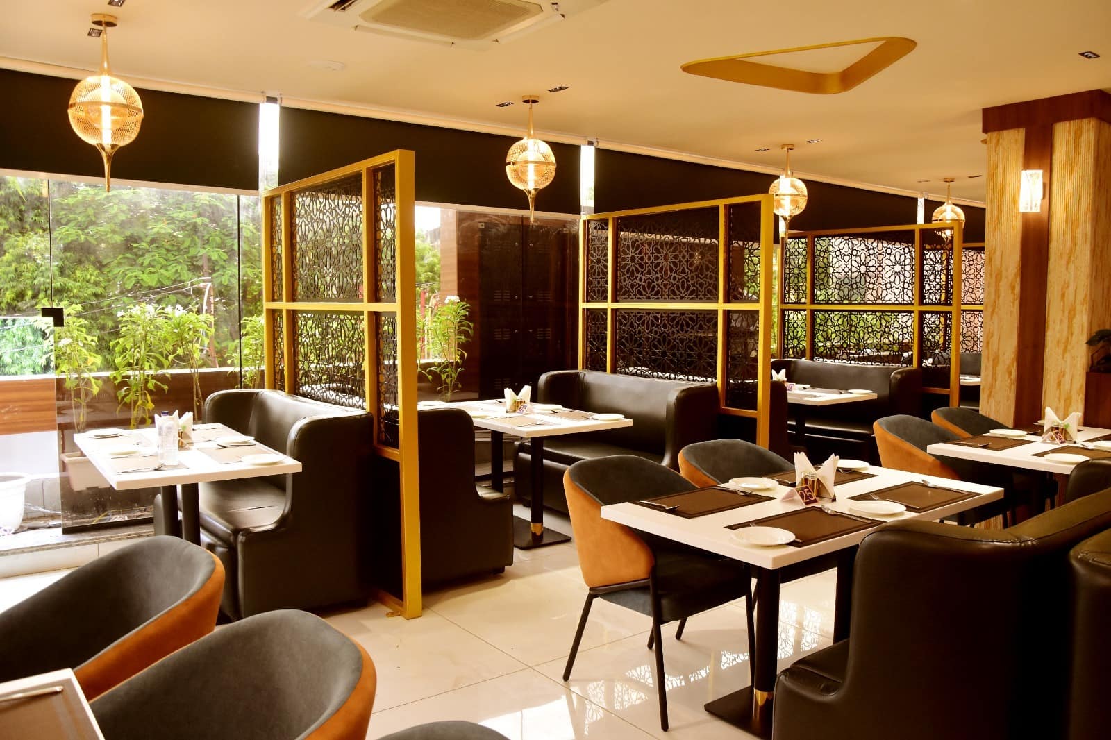 24 hour dining, 24 hour restaurants, late night restaurants, all day dining, breakfast spots, lunch restaurants, dinner restaurants - Pista House Restaurant - img1