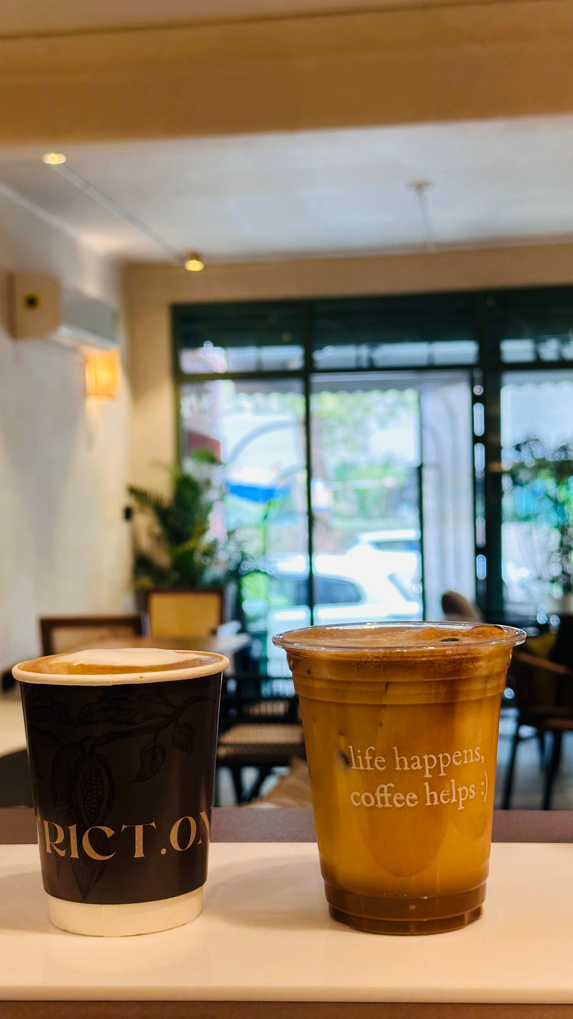 cheap cafes, good cafe in lucknow - District One - img1