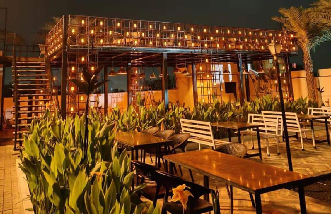 Restaurant image