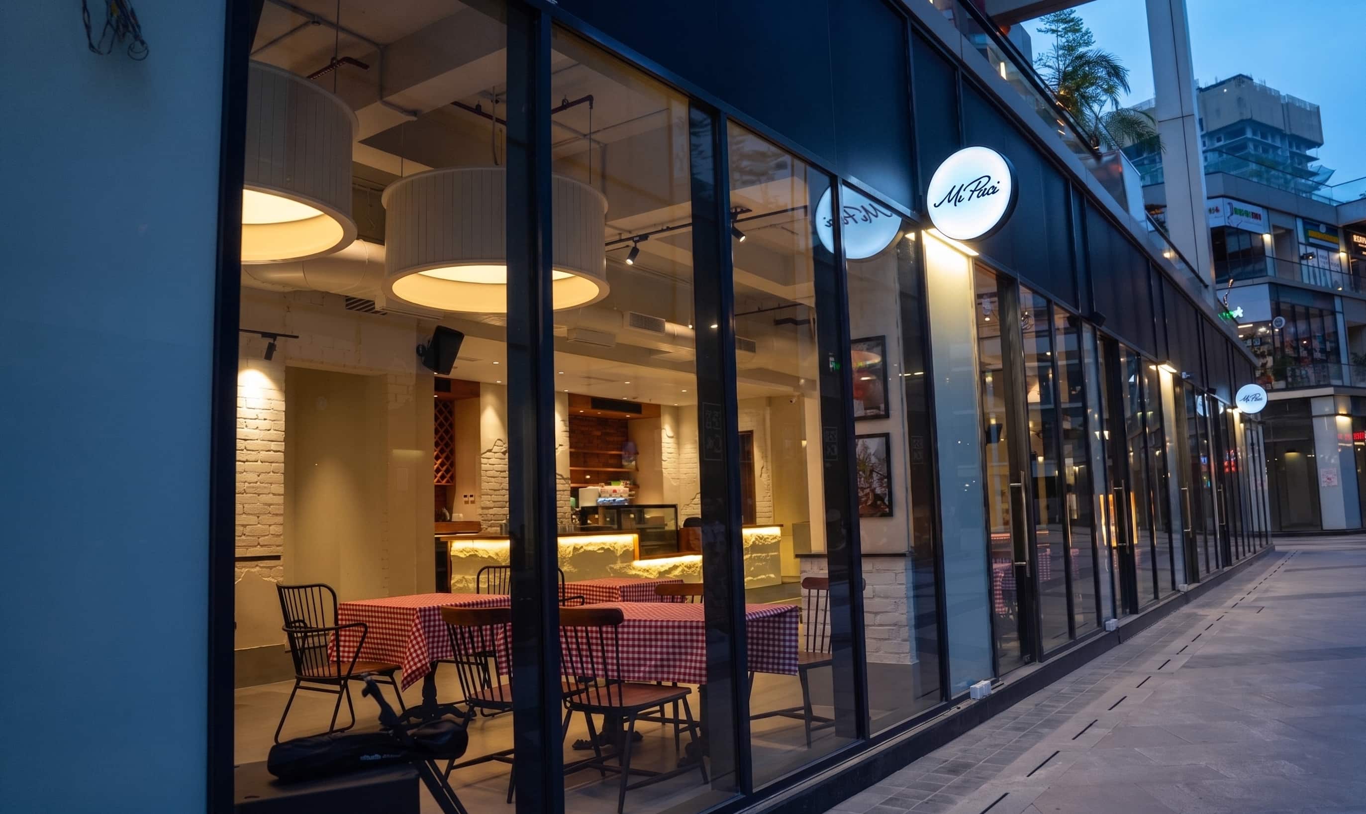 artisanal pizza, pizza restaurants, pizza, wood fired pizza, sourdough pizza - Mi Piaci - img3
