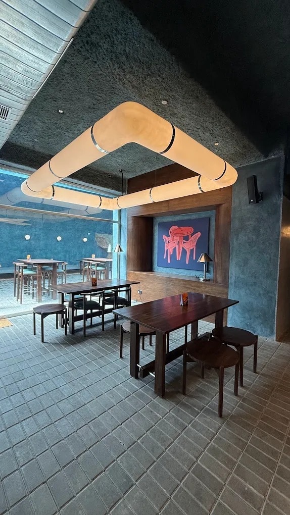 Restaurant image