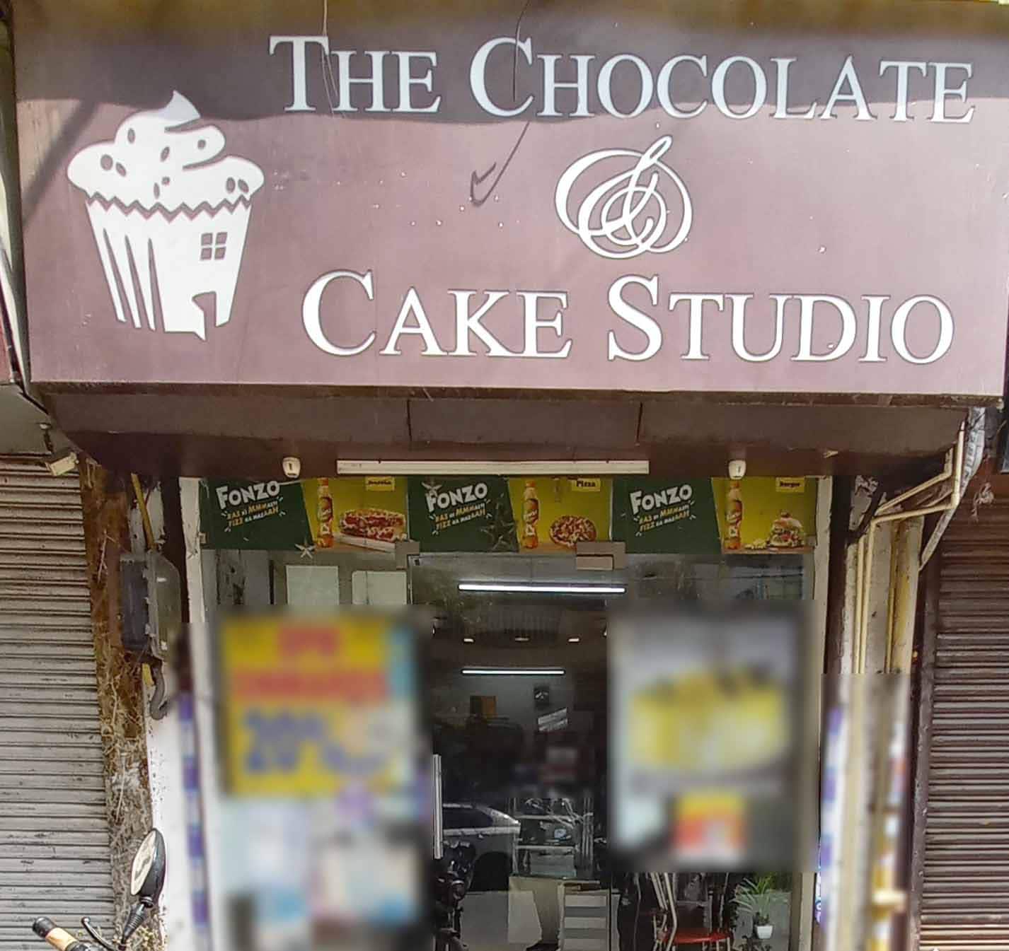 Chocolate Badminton Cake | Happy Cake Studio