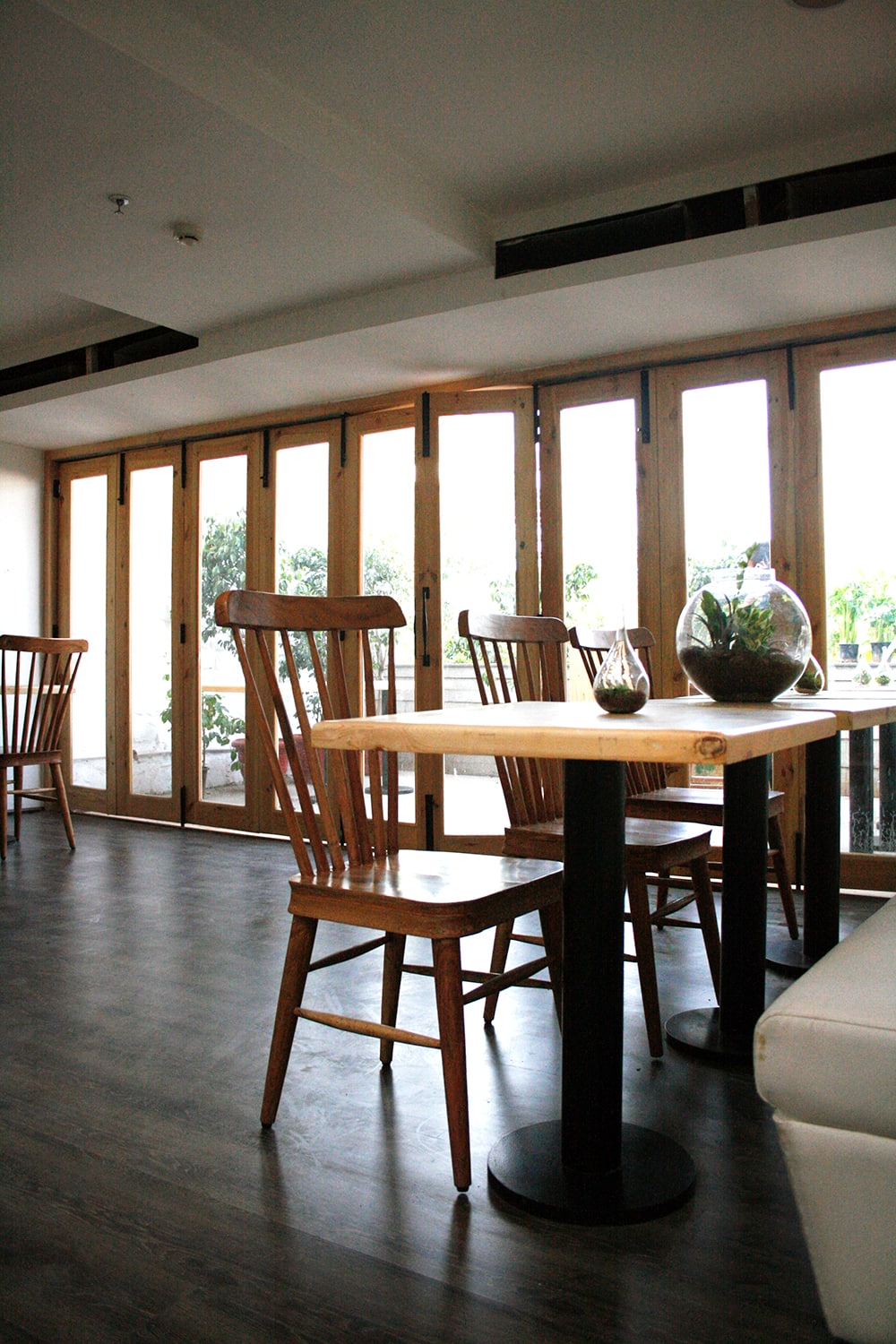 all day breakfast, breakfast restaurants, breakfast cafes, breakfast spots, chole bhature - Perch Wine & Coffee Bar - img5