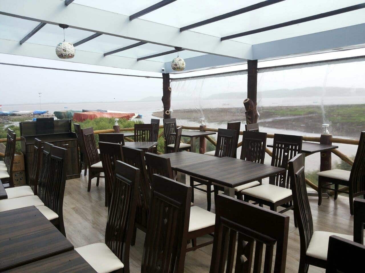 cafe on rooftop - Farmhouse Sea N Sand - img1