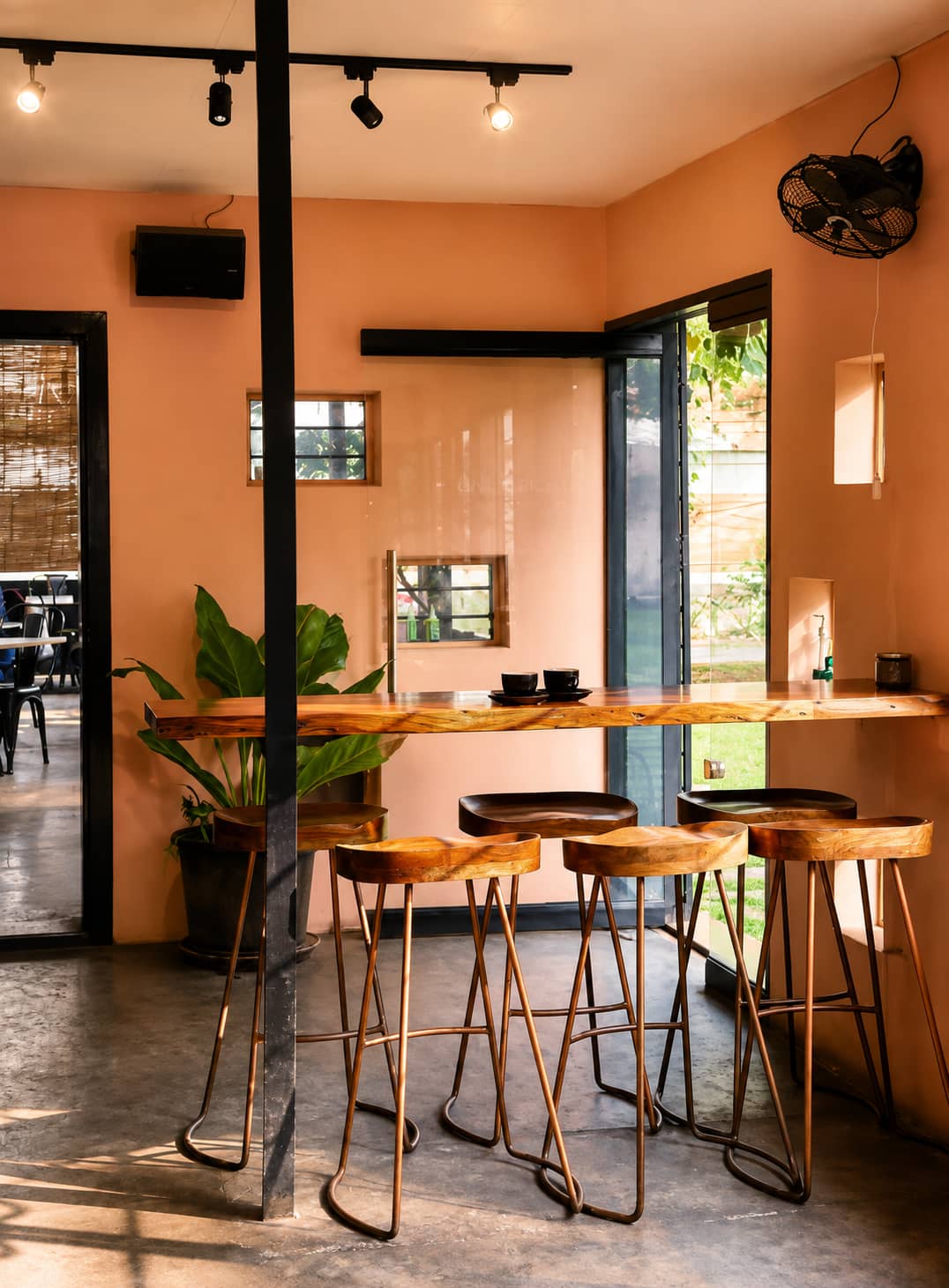 Breakfast restaurants near me, breakfast spots - One O Eight Cafe - img2