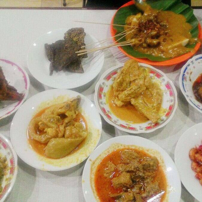 Rumah Makan Surya Photos, Pictures of Rumah Makan Surya 