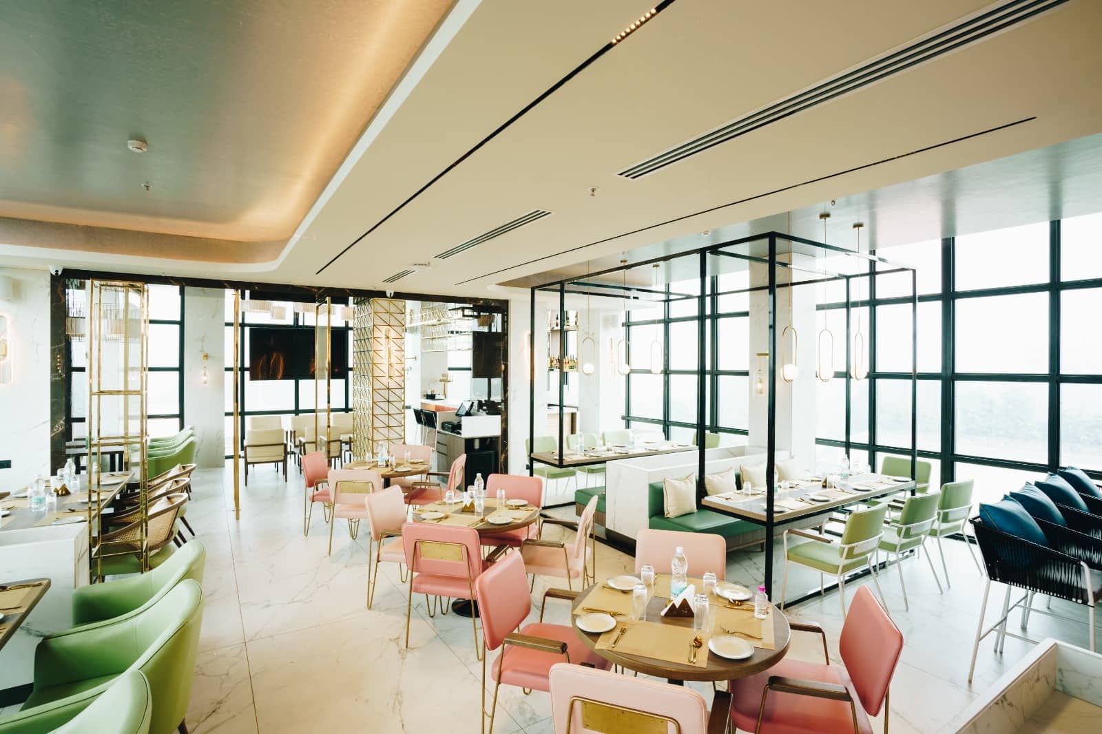 24 hour dining, 24 hour restaurants, late night restaurants, all day dining, breakfast spots, lunch restaurants, dinner restaurants - Zaika By Gemini Continental Hotel - img5