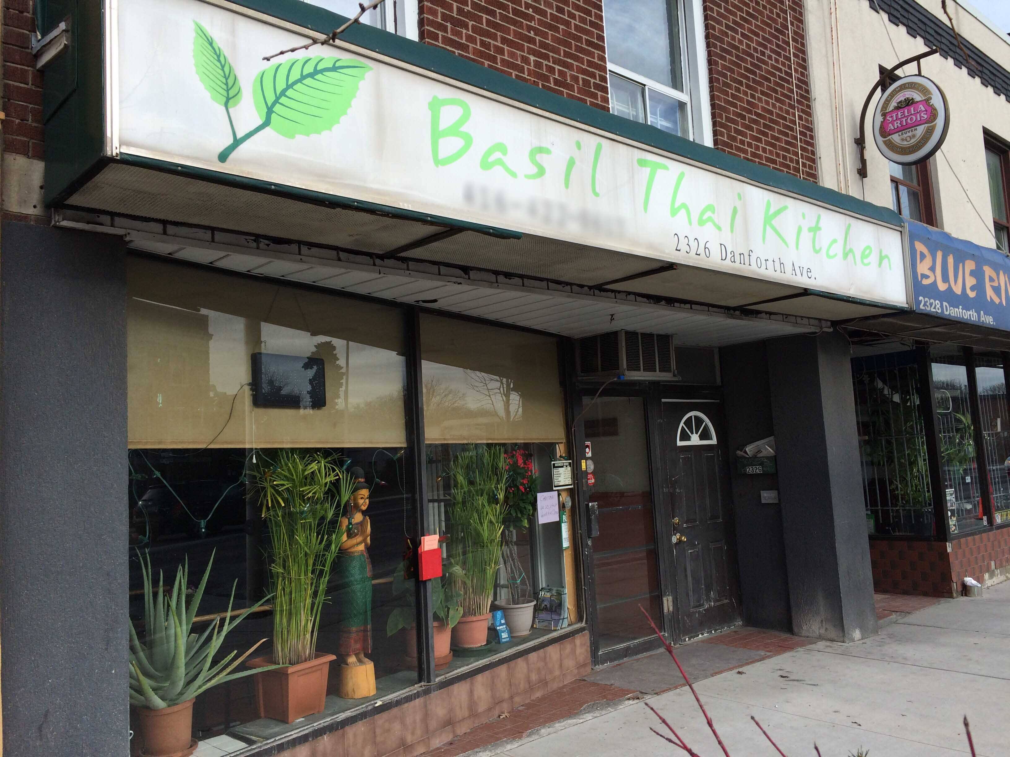 Basil Thai Kitchen East Danforth Toronto