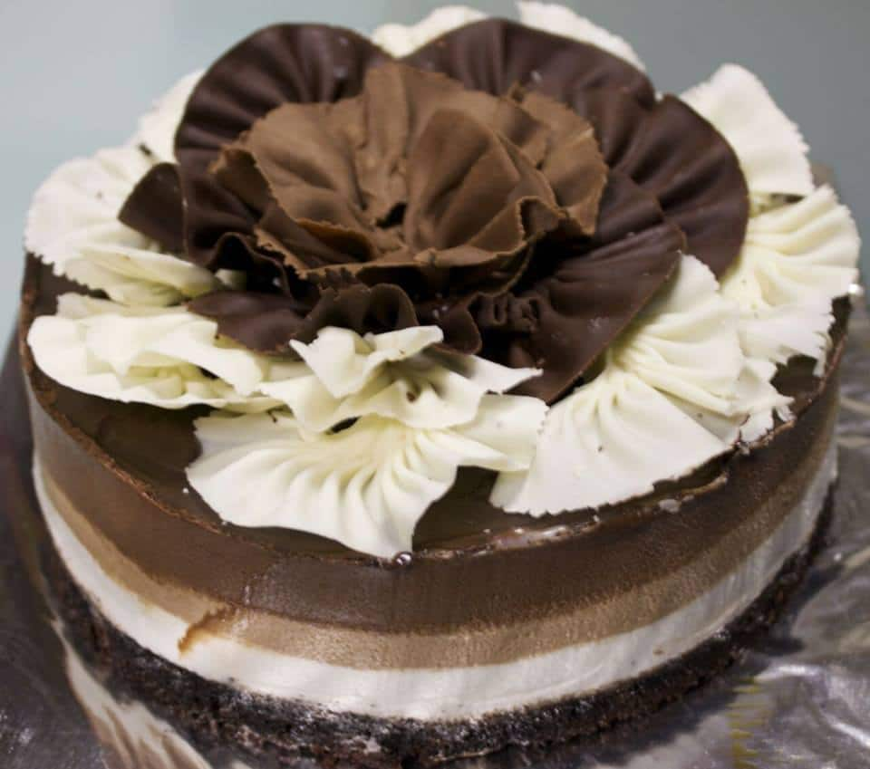 Order Hazelnut Mousse Pastry at Best Price Online in India | Theobroma