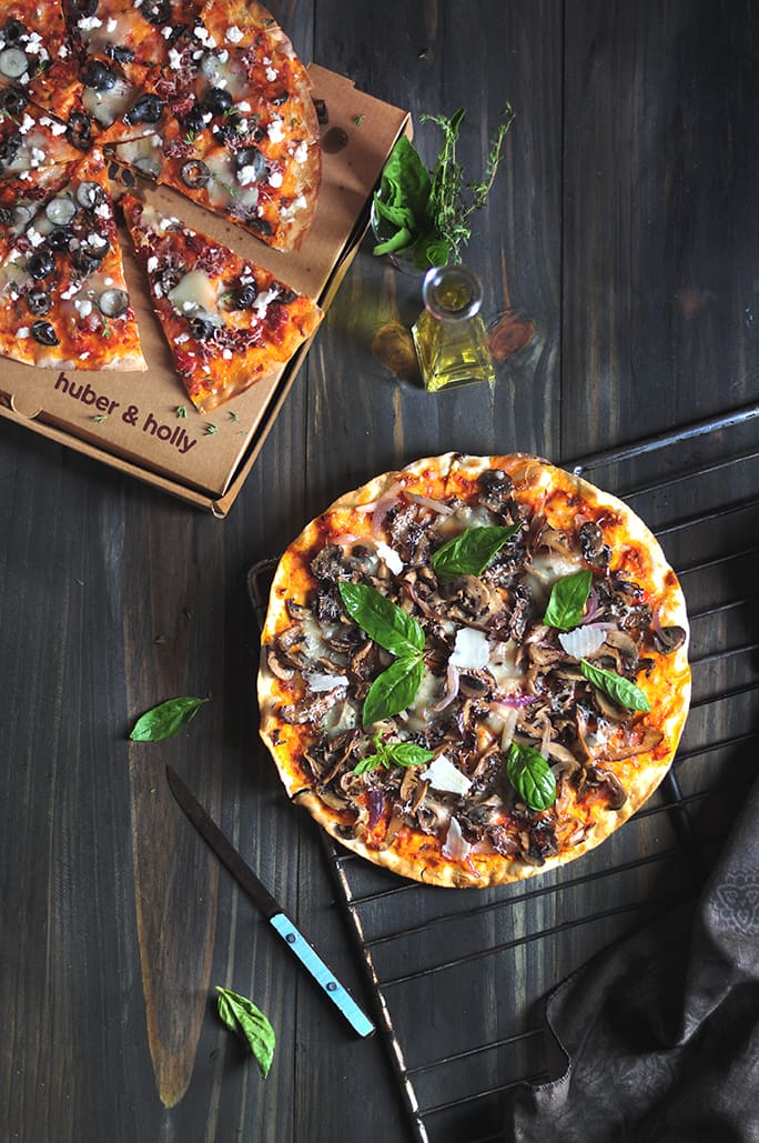 pet friendly restaurants near me, dog cafe near me, pet friendly cafes, dog friendly restaurants near me, pet friendly restaurants - Huber & Holly - img2