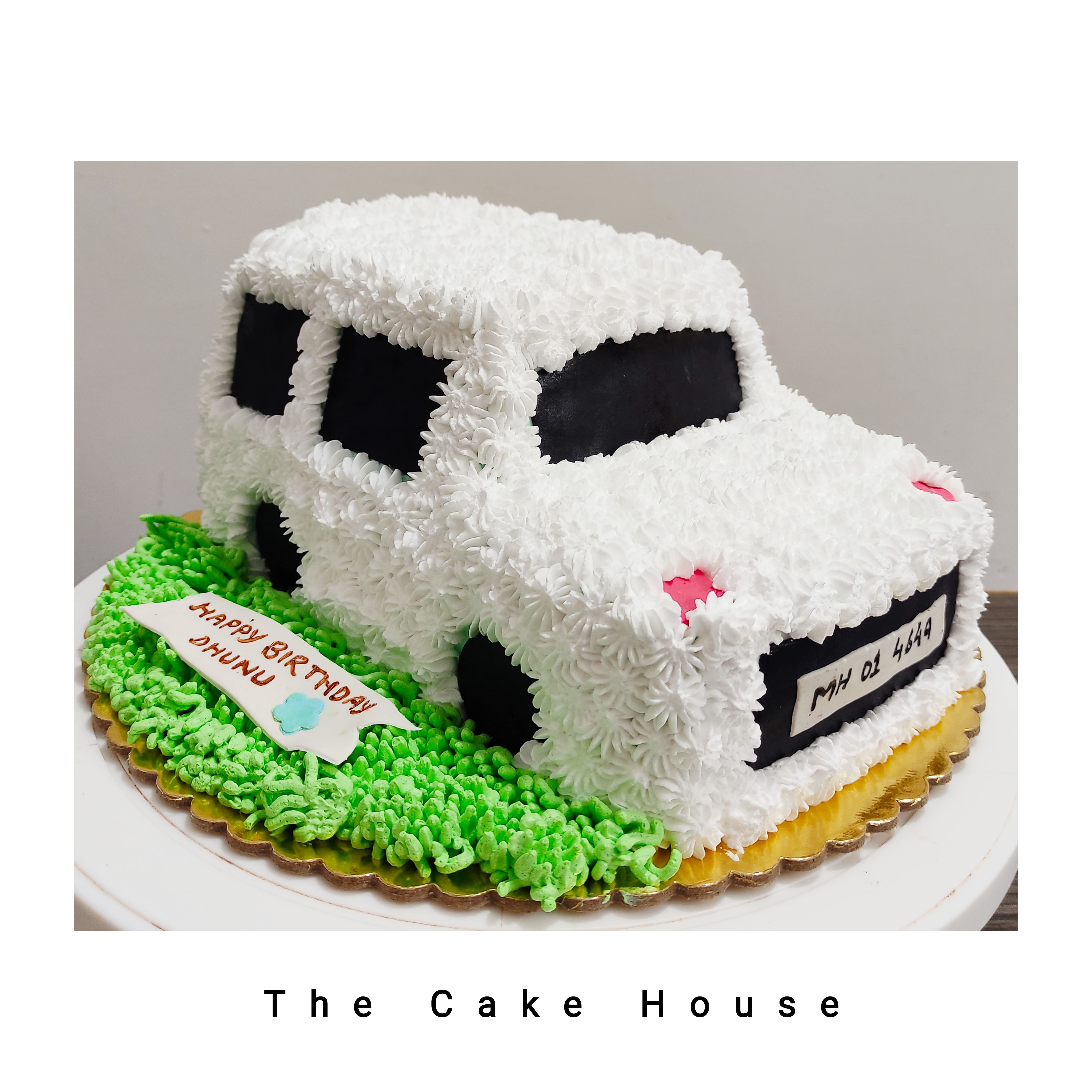 Custom Cakes | Stunning Designs & Affordable Prices