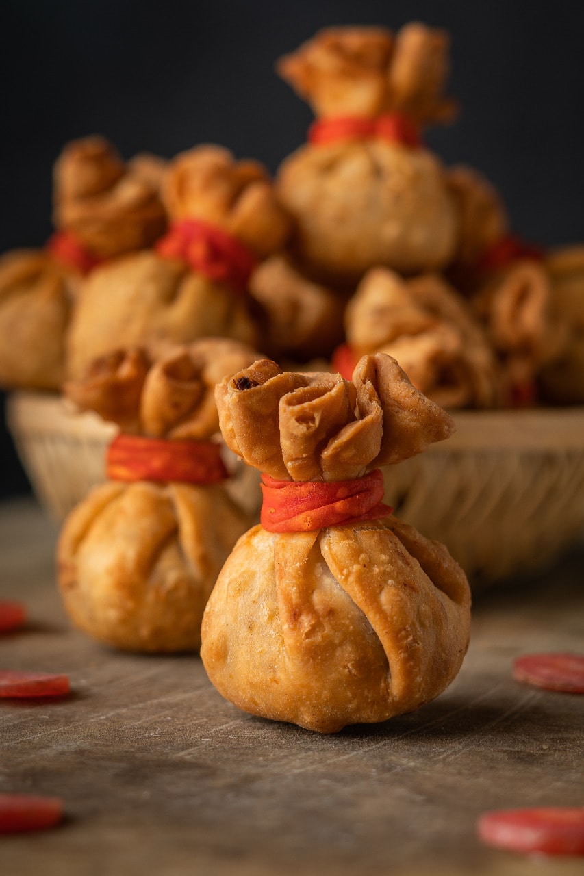 The Golden Samosa Jm Road Order Online Zomato