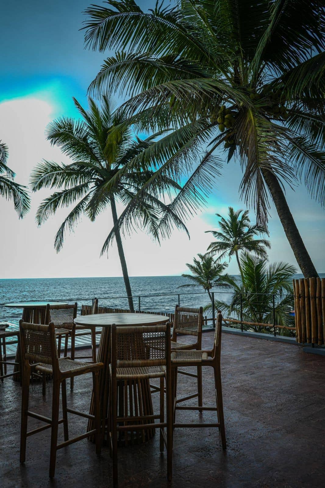 bars, cocktail bars, best bars, rooftop bars, cocktail lounges, pubs, wine bars, beer bars, award winning bars - Slow Tide - img3
