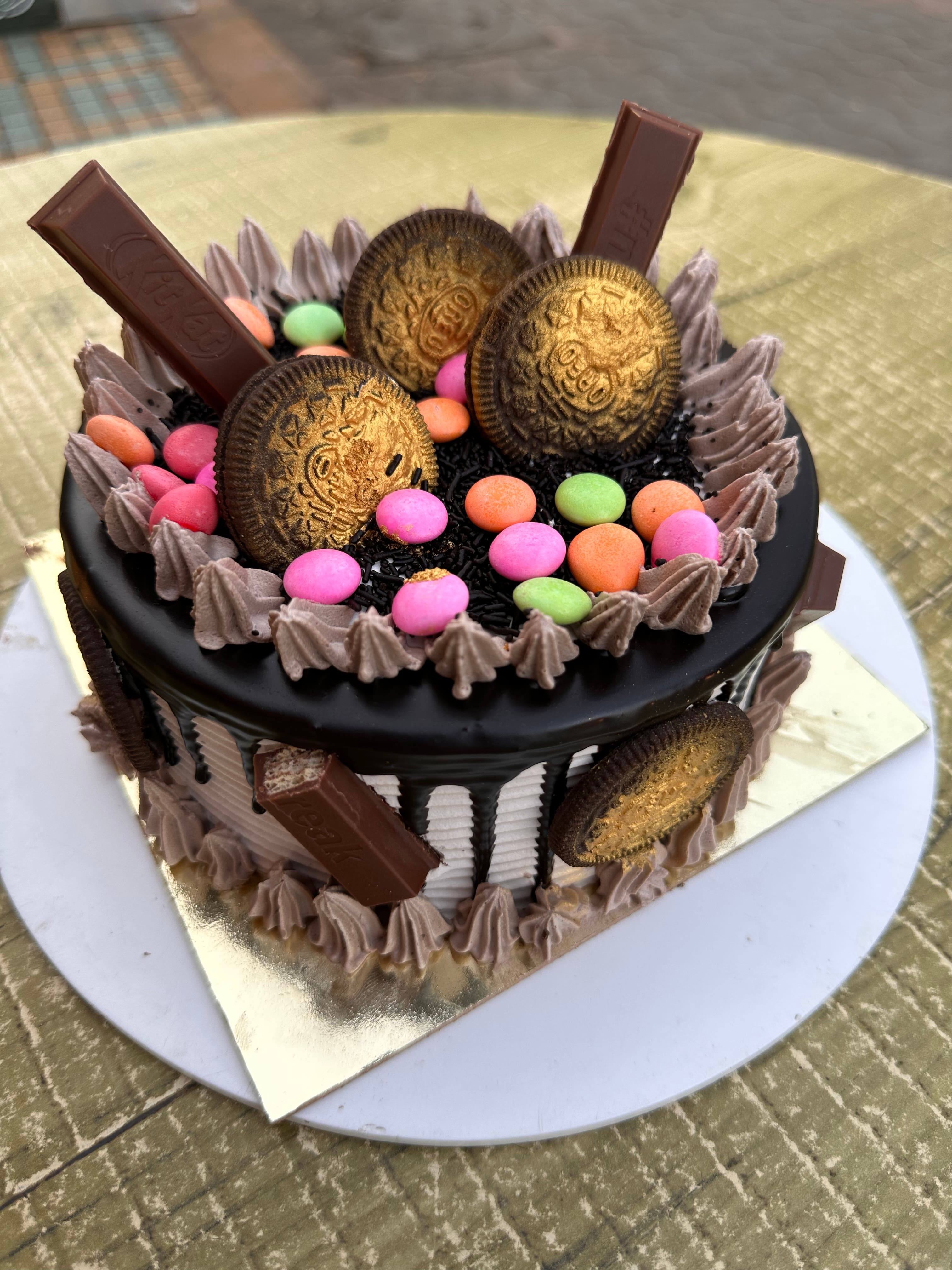 Cake Junction, Vastrapur order online Zomato
