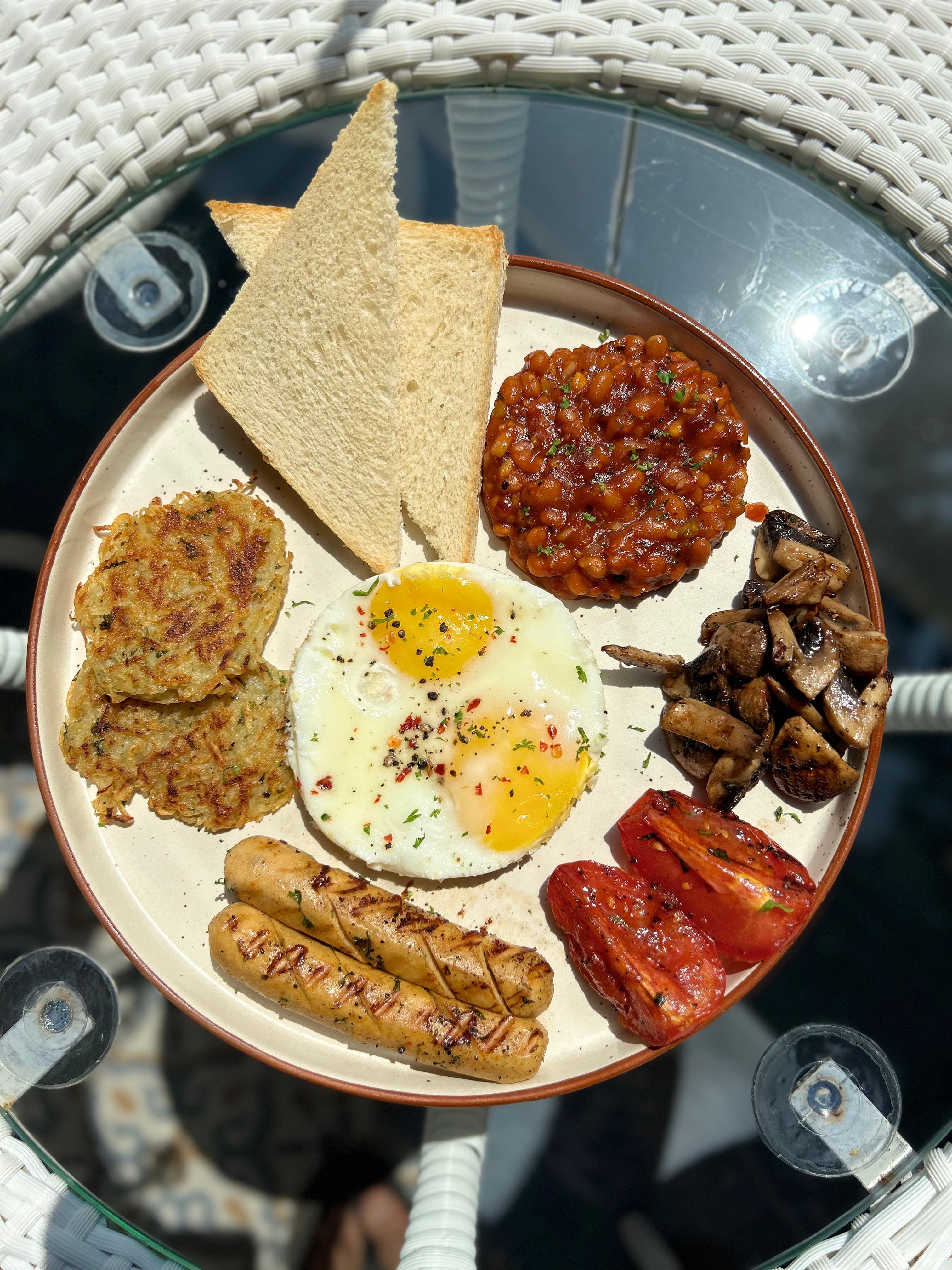 Lavassa Cafe & Bakery, Behala, Kolkata Zomato