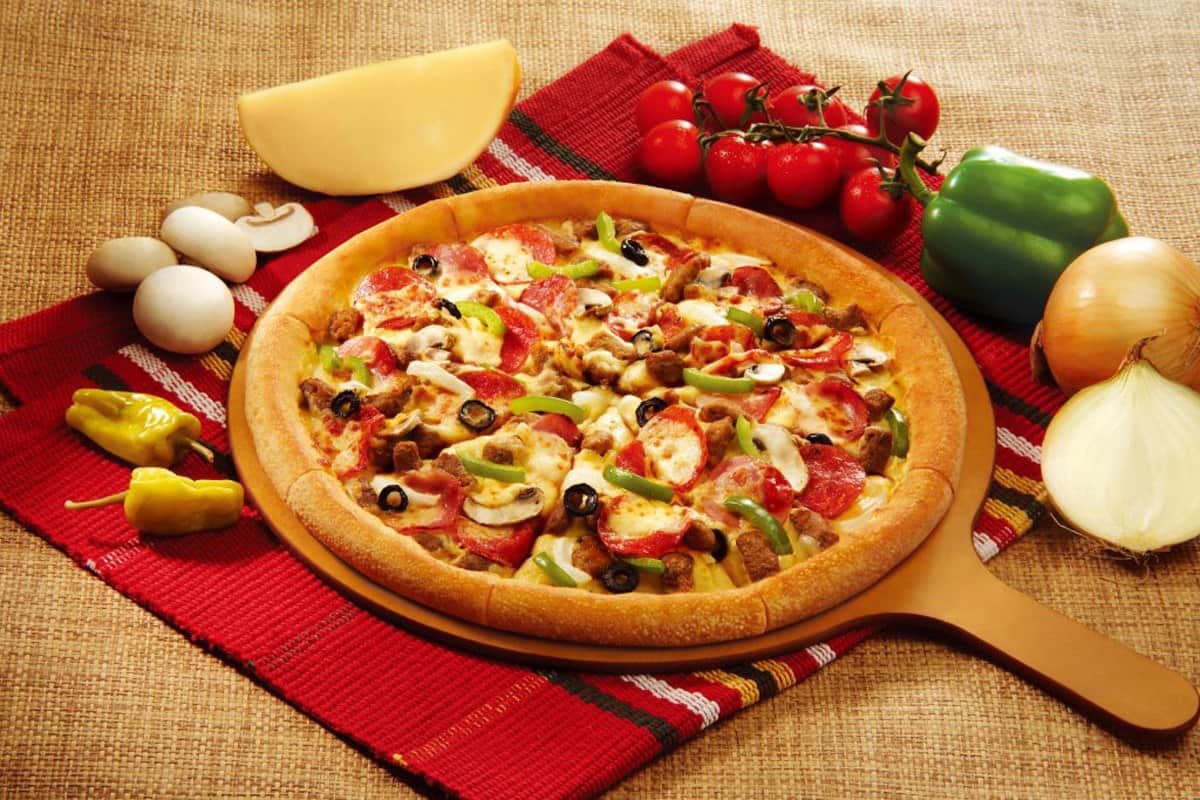 Menu of Papa John's, SM Mega Mall, Ortigas, Mandaluyong City