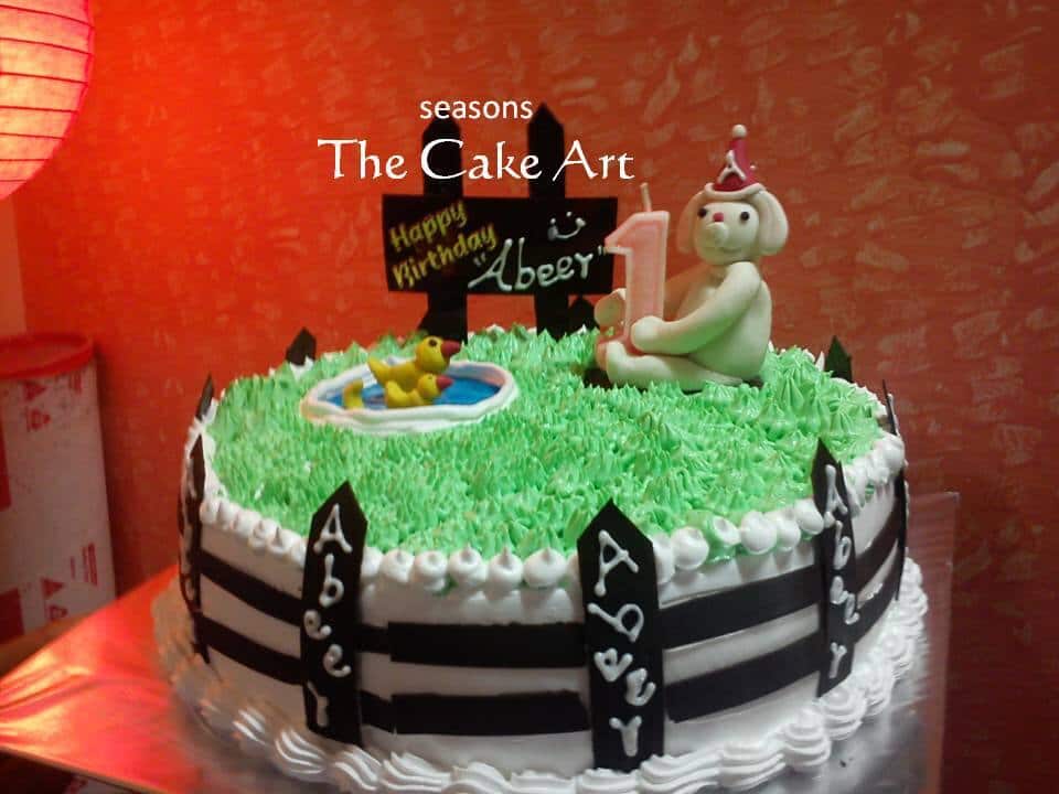 Flamingo Cake with Sails | Order Cakes Online - Kukkr Cakes