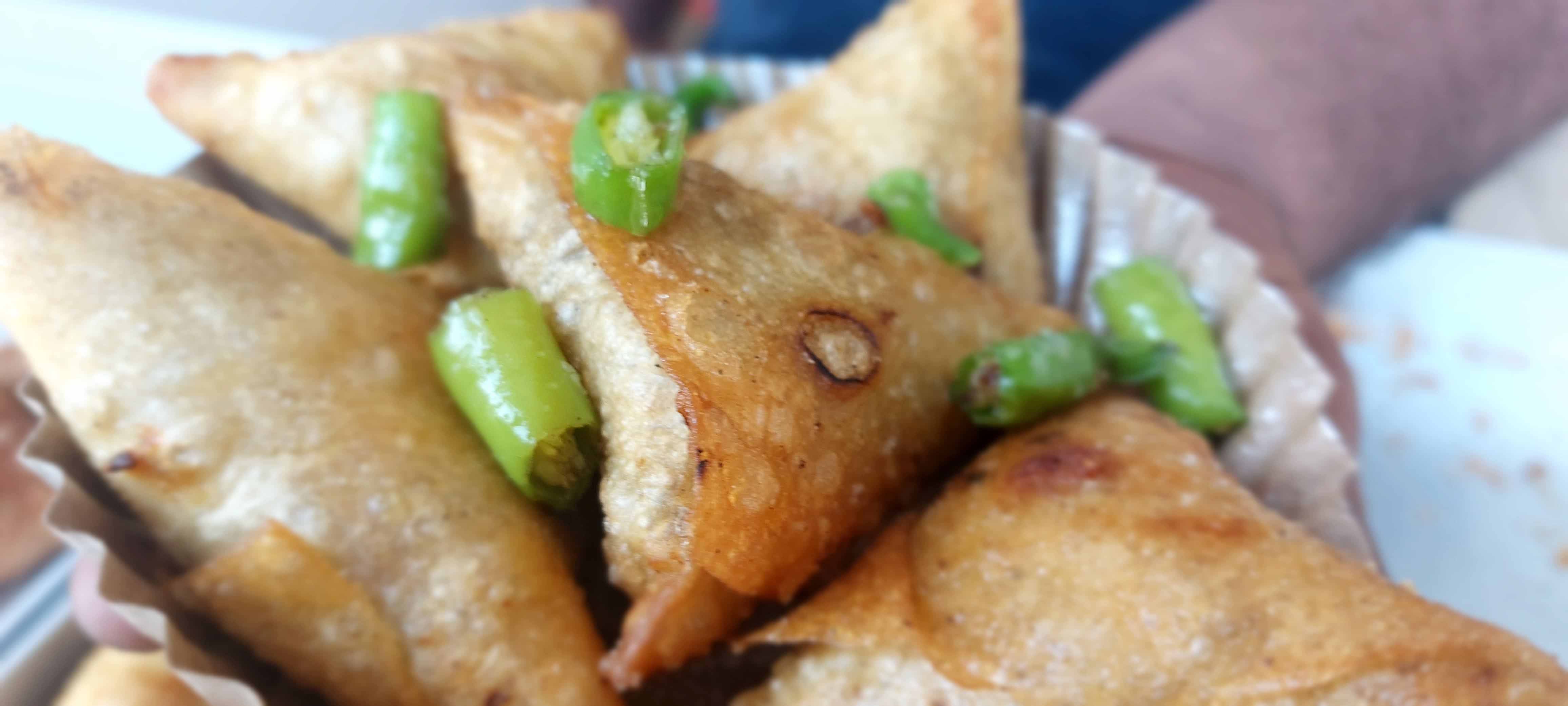 Raju Patti Samosa, Karelibaug, Vadodara | Zomato