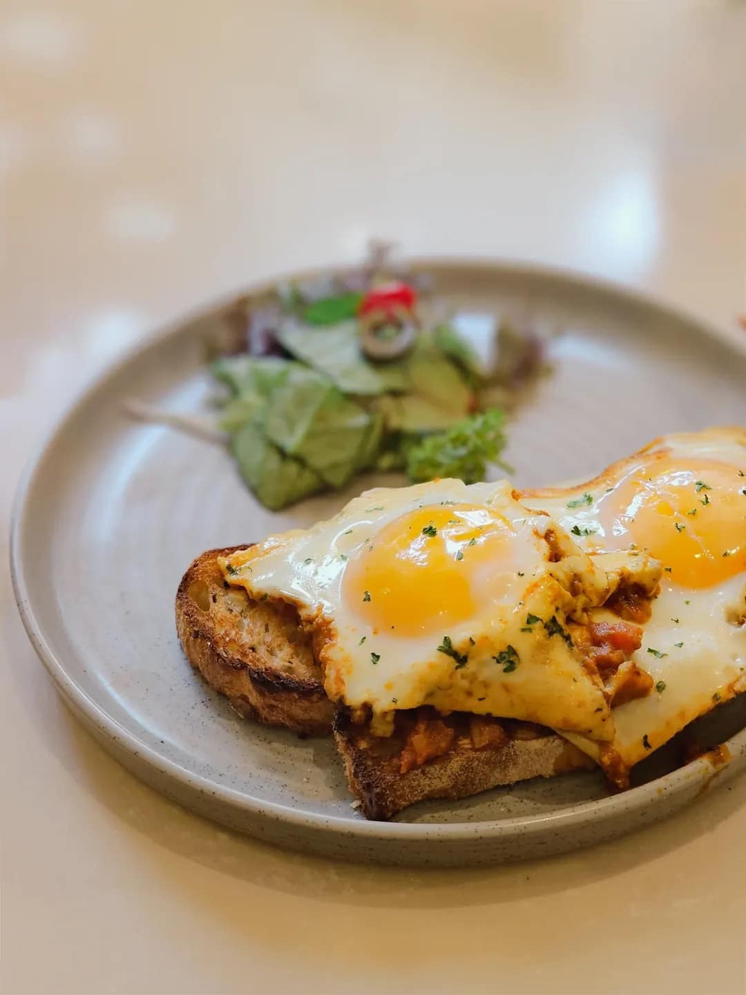 guacamole toast, avocado and toast - Paper And Pie - img5
