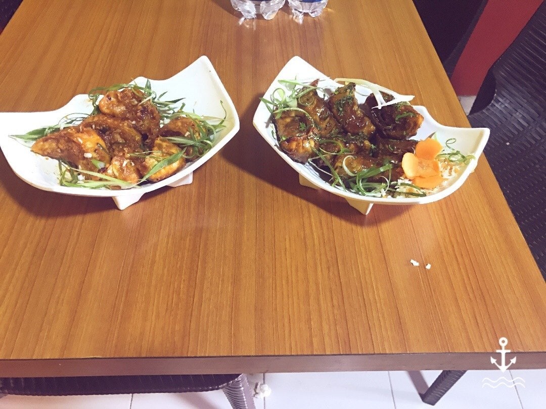 momos, momo restaurants, steamed momos, fried momos, chicken momos, veg momos - Sevensisters Momo - img2