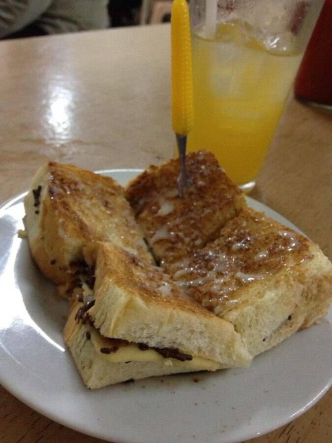 Roti bakar near me