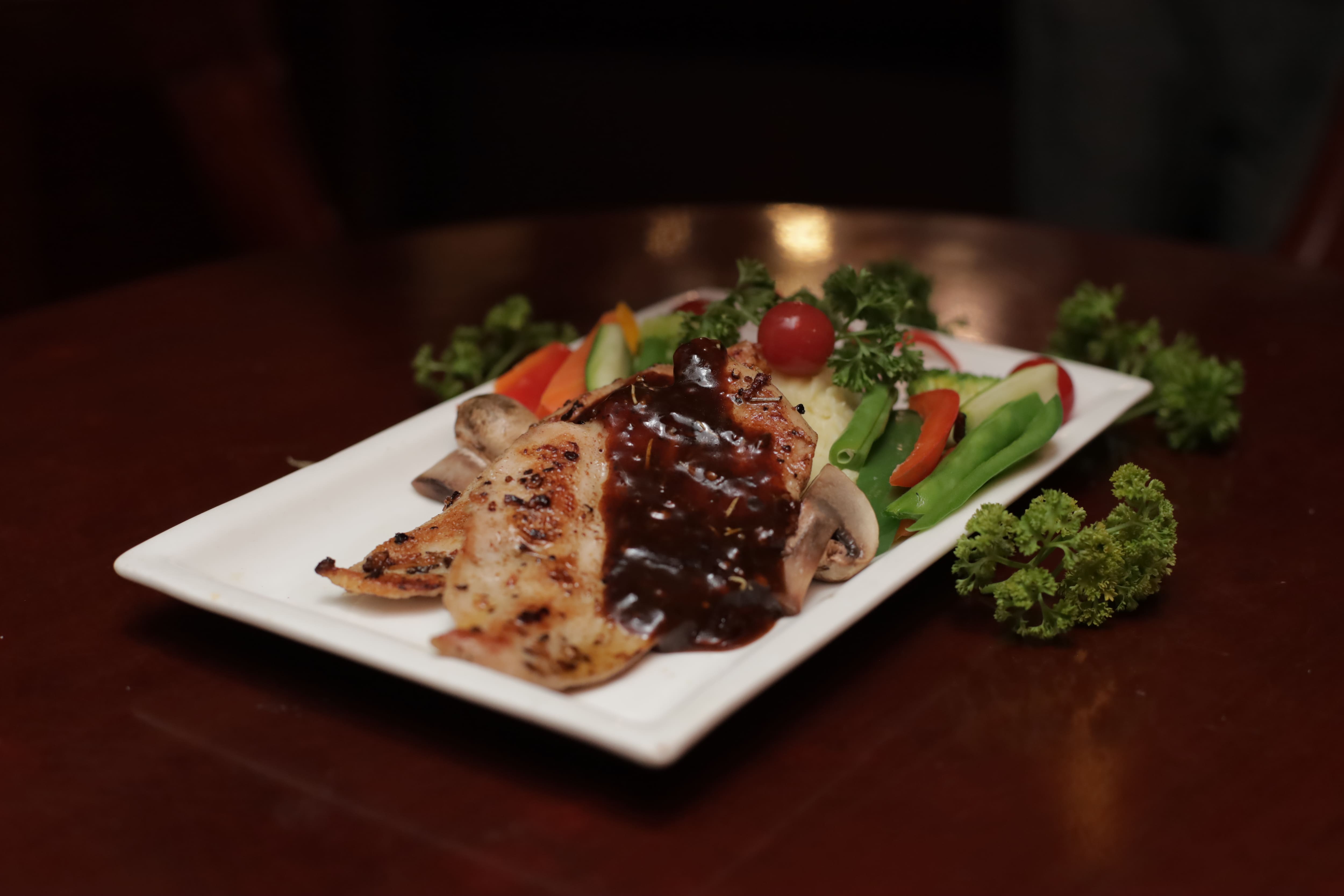 sports bars, sports pubs, sports bar and grill, live sports bars, pubs, bars - Xrong Place - img5
