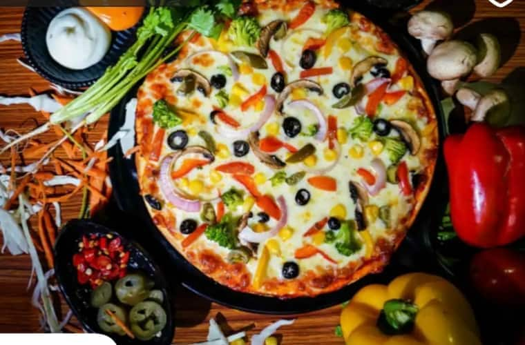 Family Night Pizza, Preet Vihar, New Delhi | Zomato