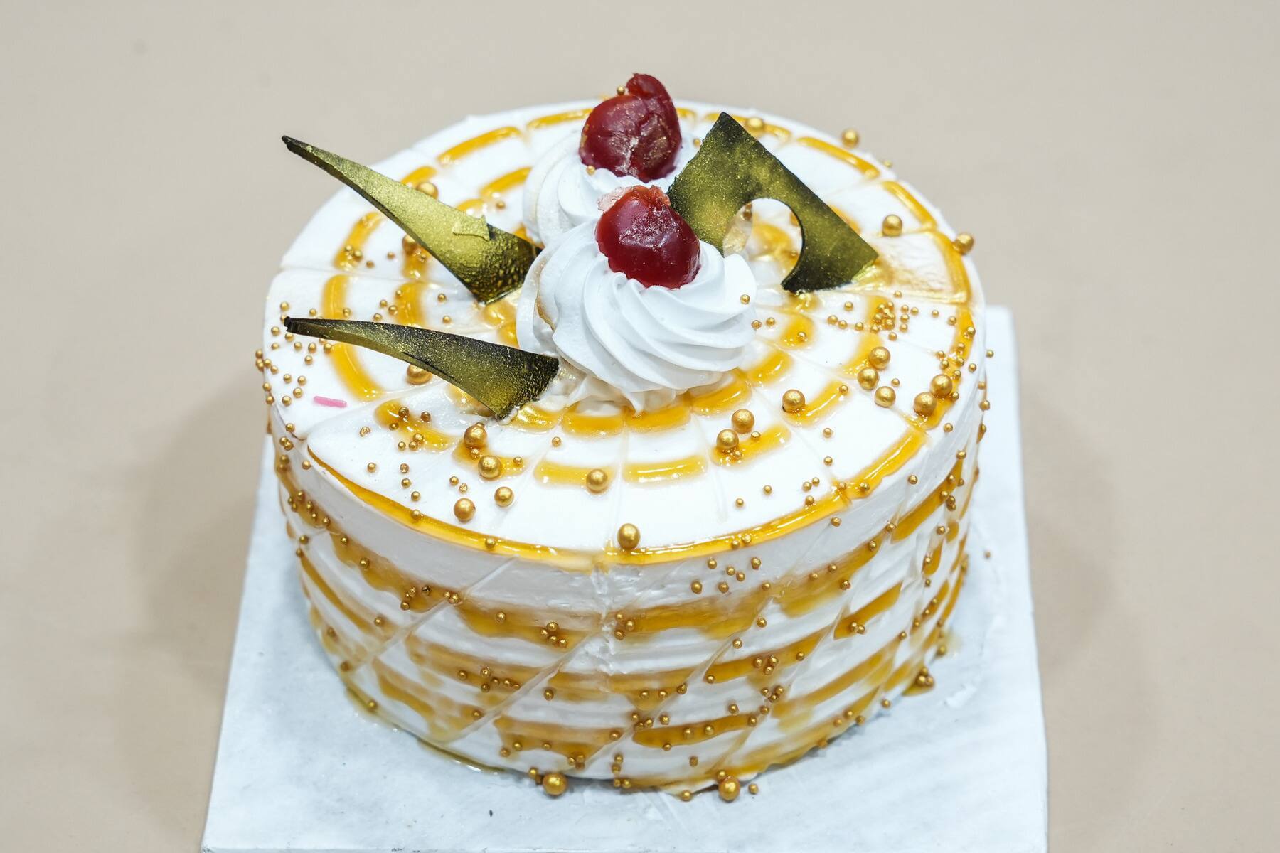 Cake Kohinoor, HIGLIG, Indore Zomato