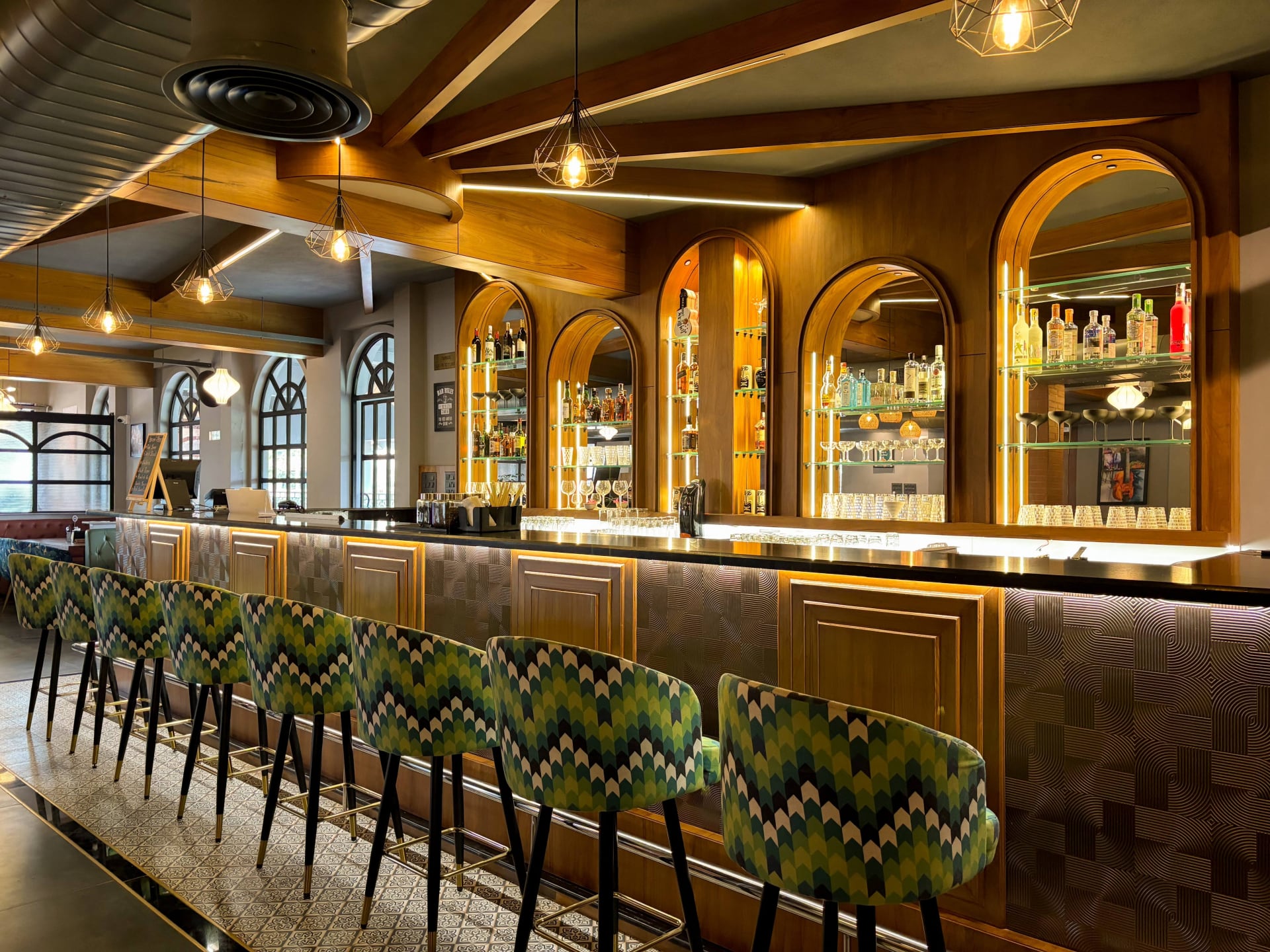 Restaurant image