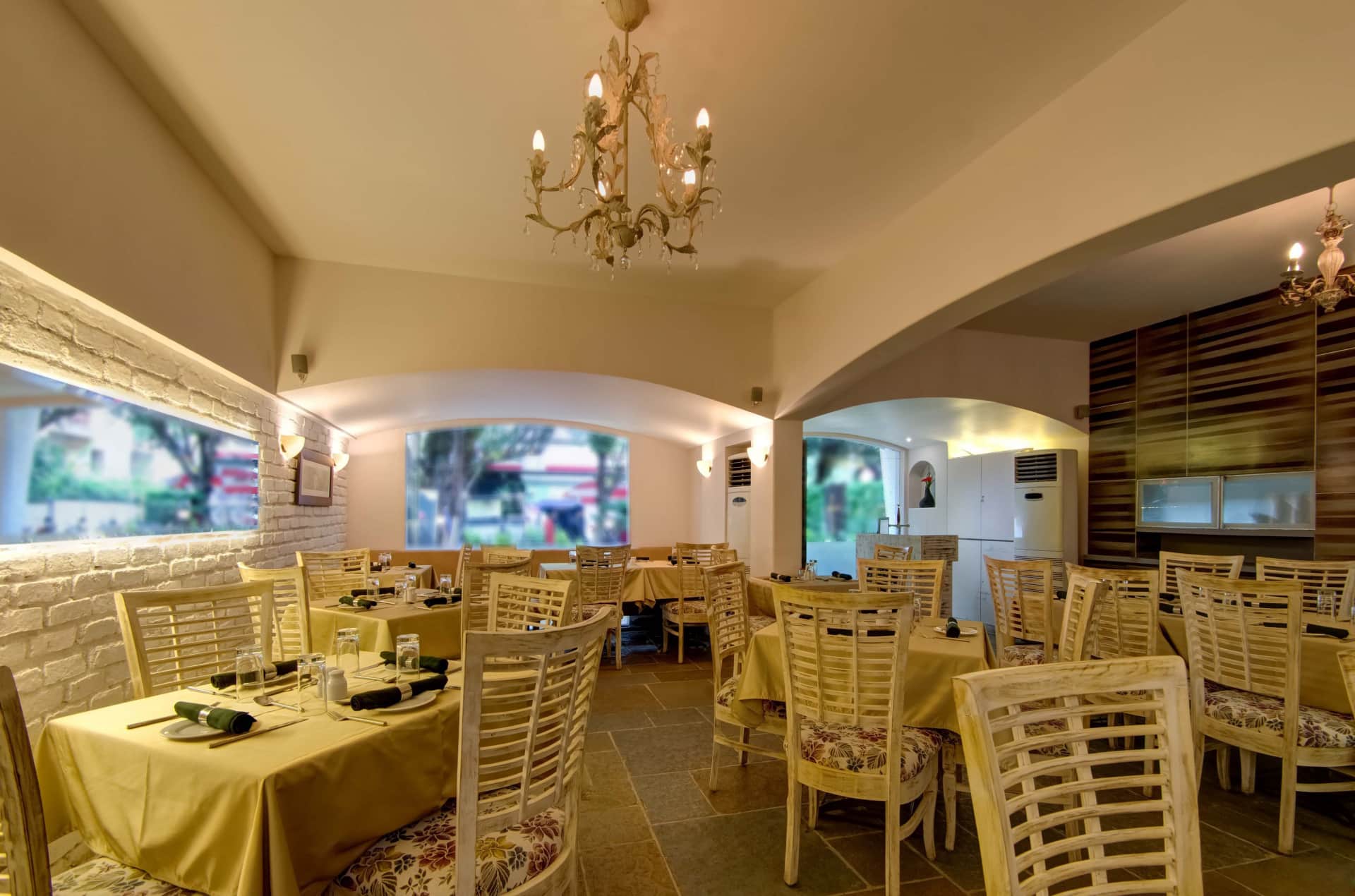 Restaurant image