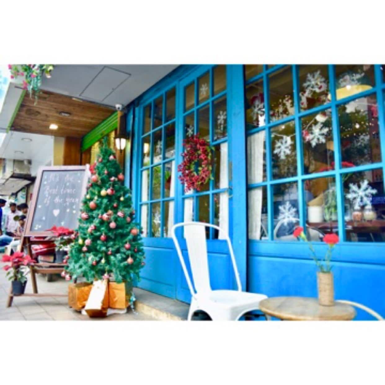 Restaurant image