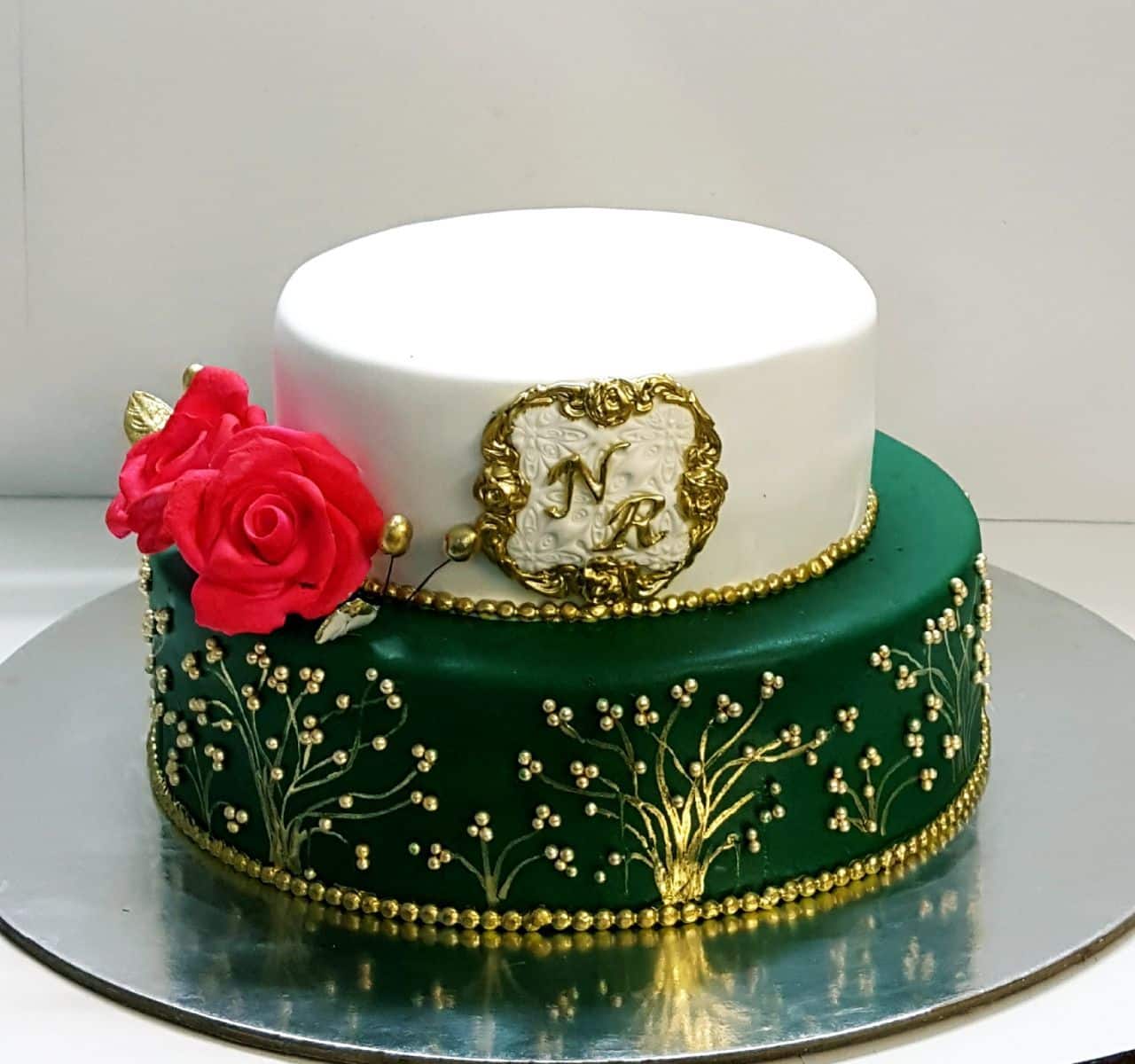 Bonnie Brunt Cakes - Wedding Cake - Saint Matthews, SC - WeddingWire