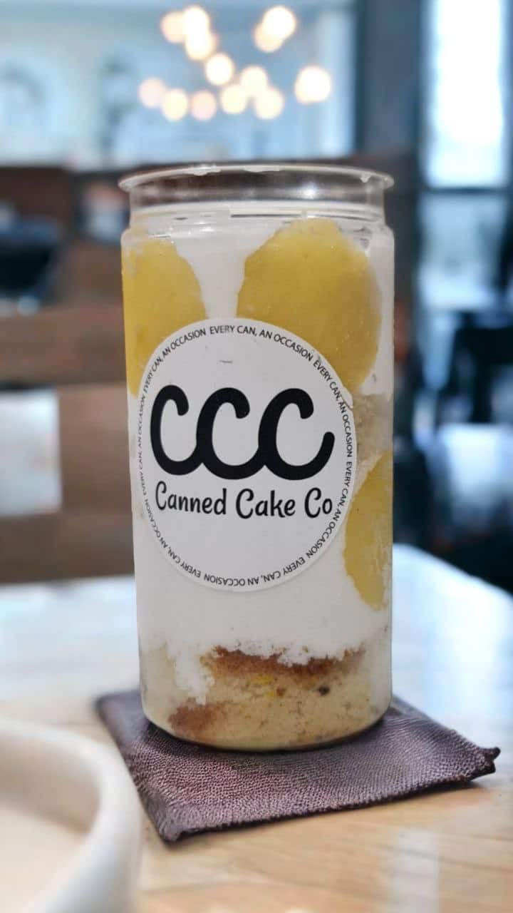 SHOUT REVIEWS] JAPAN'S VIRAL CANNED CAKE VENDING MACHINE IN SINGAPORE! -  Shout
