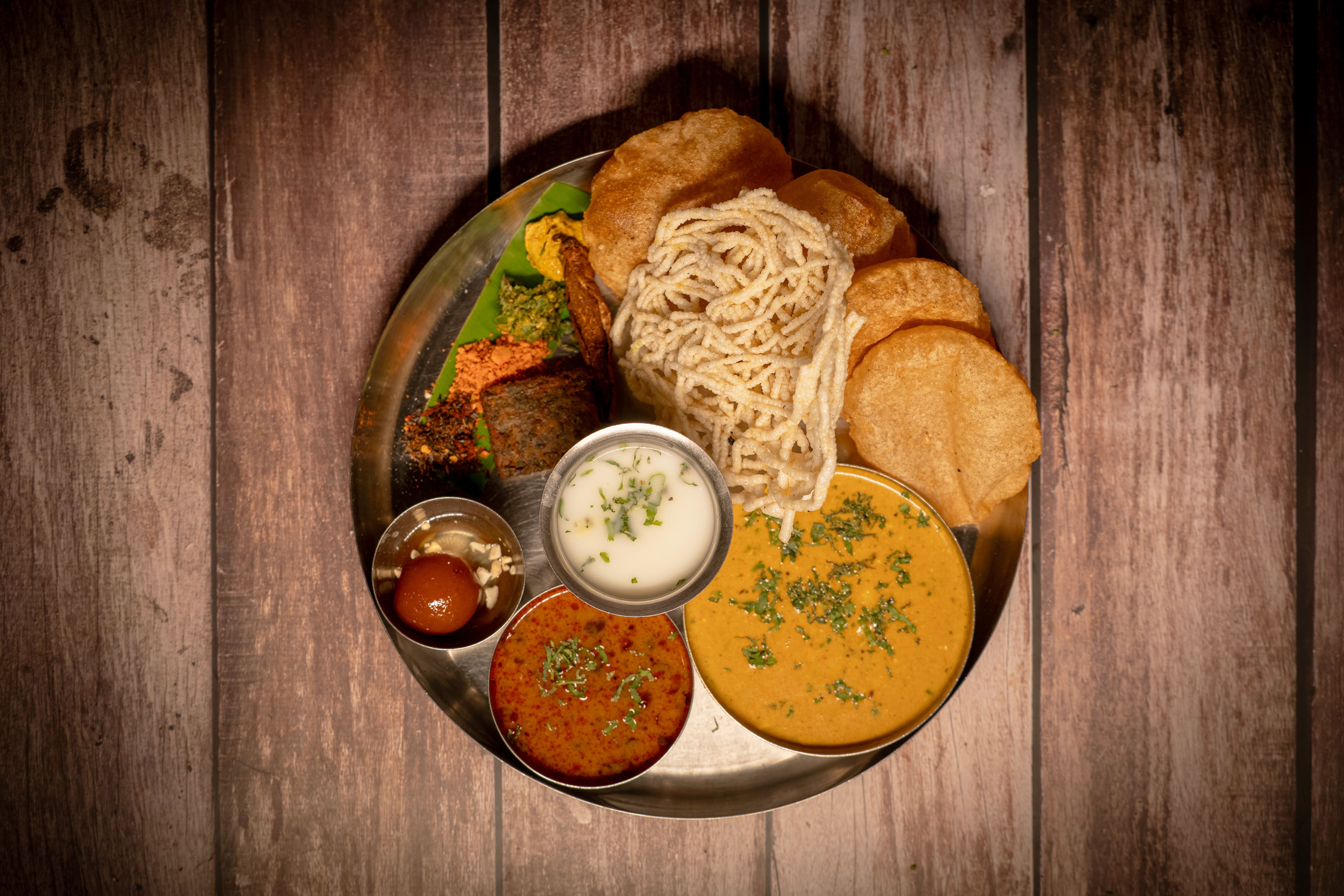 misal pav, puran poli, mutton thali, maharashtrian thali, kolhapuri thali - Metkut - img3