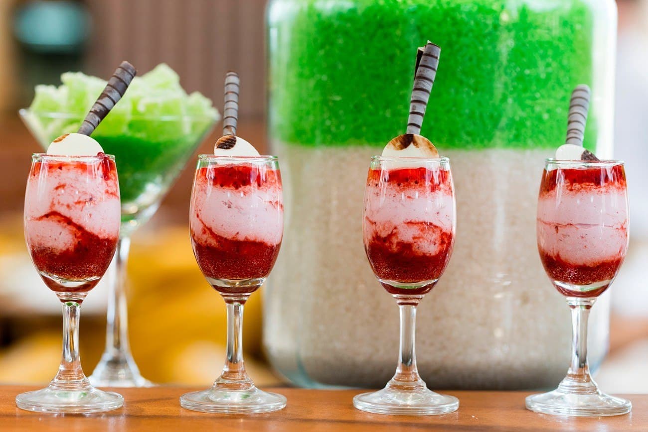 brunch restaurants, brunch spots, weekend brunch, Sunday brunch, buffet brunch, brunch cafes, breakfast and brunch, bottomless brunch, brunch dining - Social Kitchen - Holiday Inn - img2