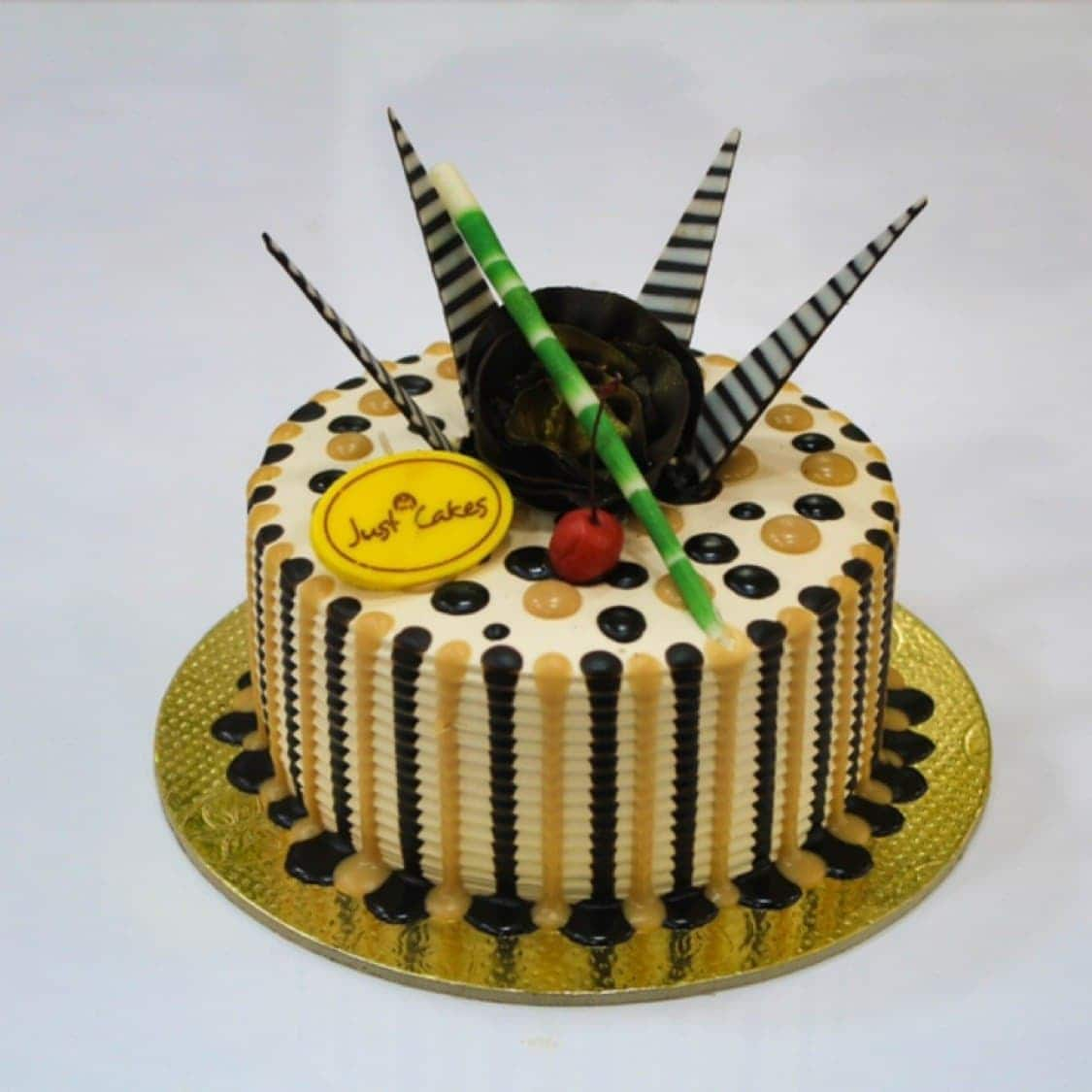 Custom Tiered Cakes – Wholesome Bakery