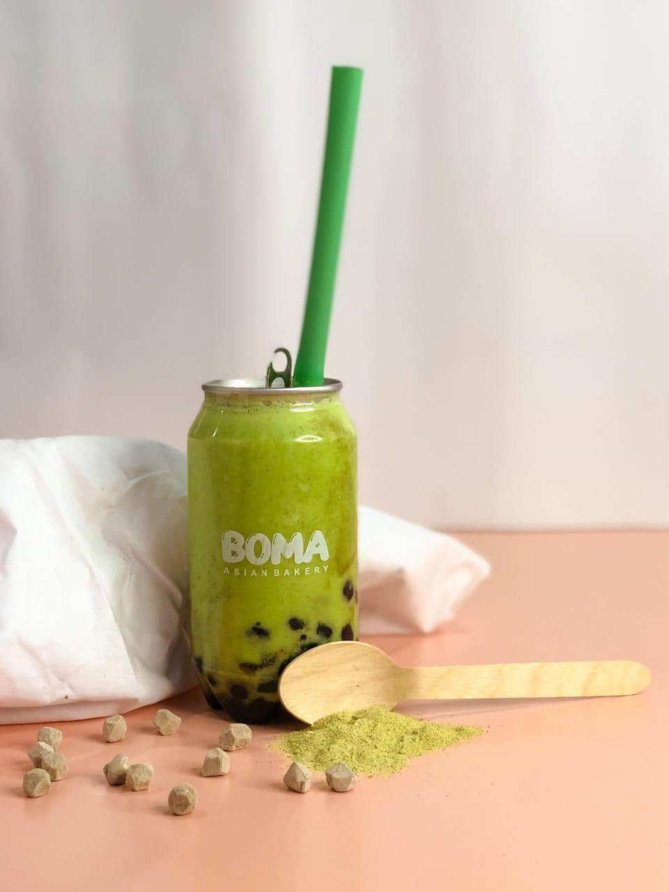 matcha, matcha cafes, matcha latte, matcha drinks, matcha desserts, japanese cafes, green tea cafes, matcha beverages - Boma Asian Bakery - img2