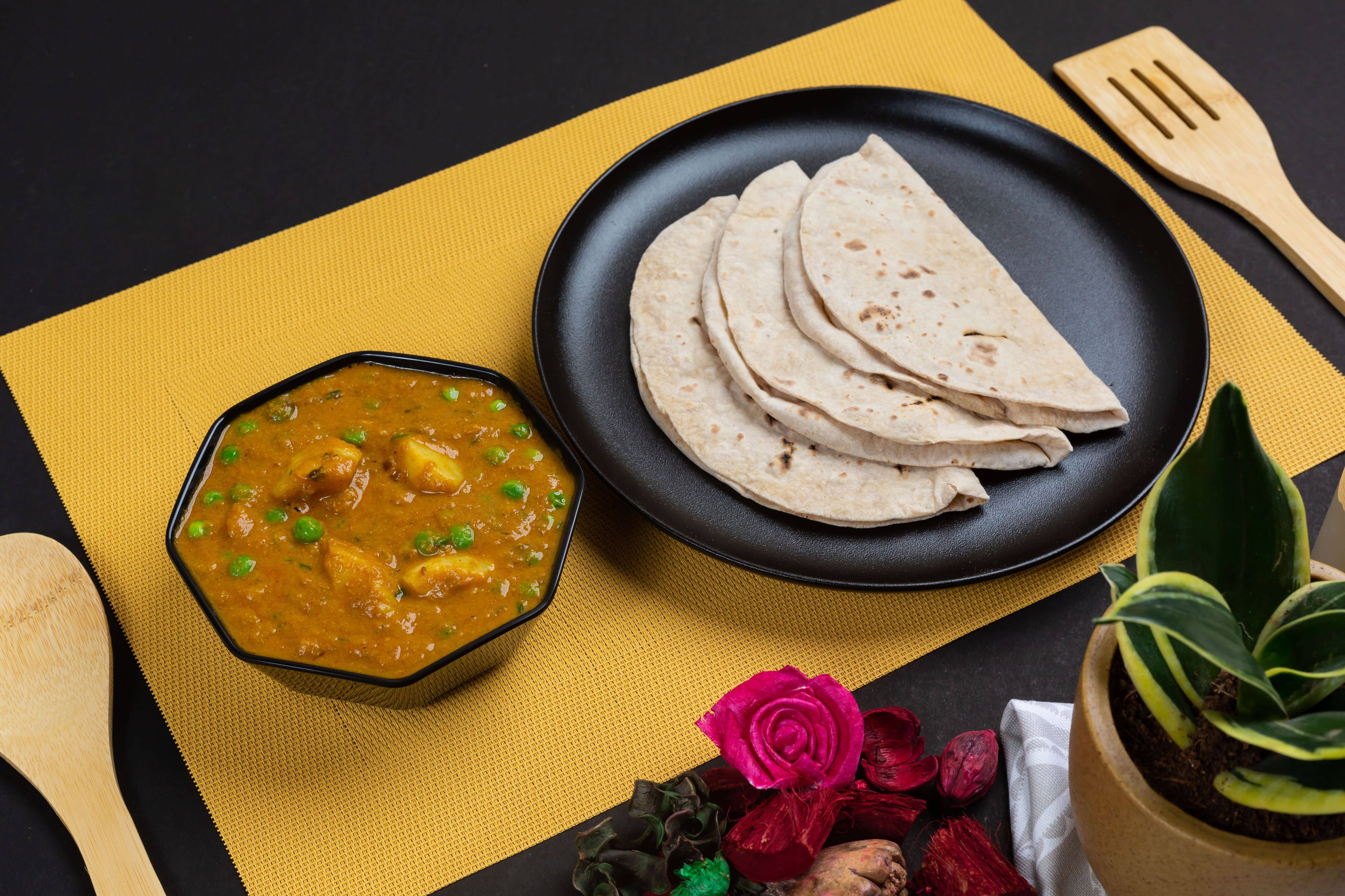 Curry Roti Restaurant Roti Curry & Co, Begumpet, Hyderabad | Zomato