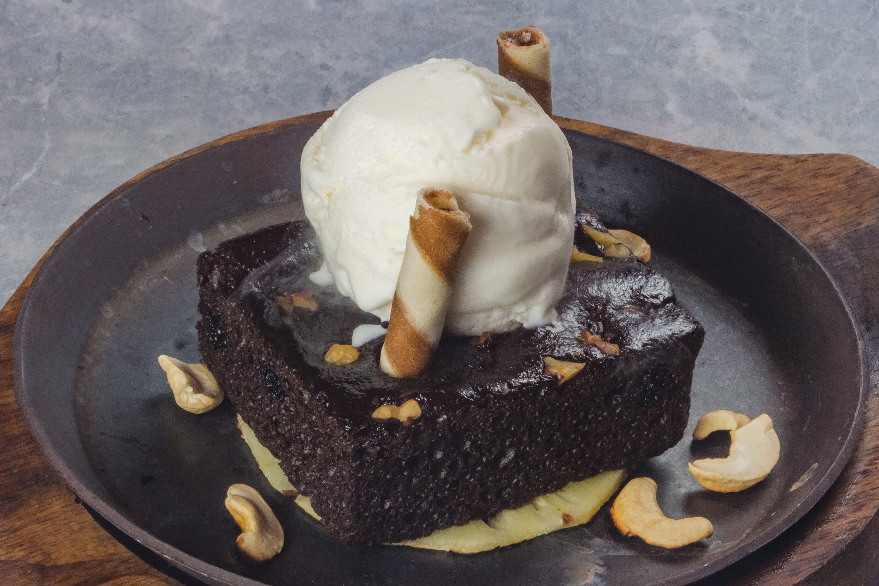 Baskin Robbins, Magnum ice cream, Häagen-Dazs, sundae, ice cream cakes, mango ice cream, kulfi, scoops, vanilla ice cream - Amadora Gourmet Ice Cream & Sorbet - img1
