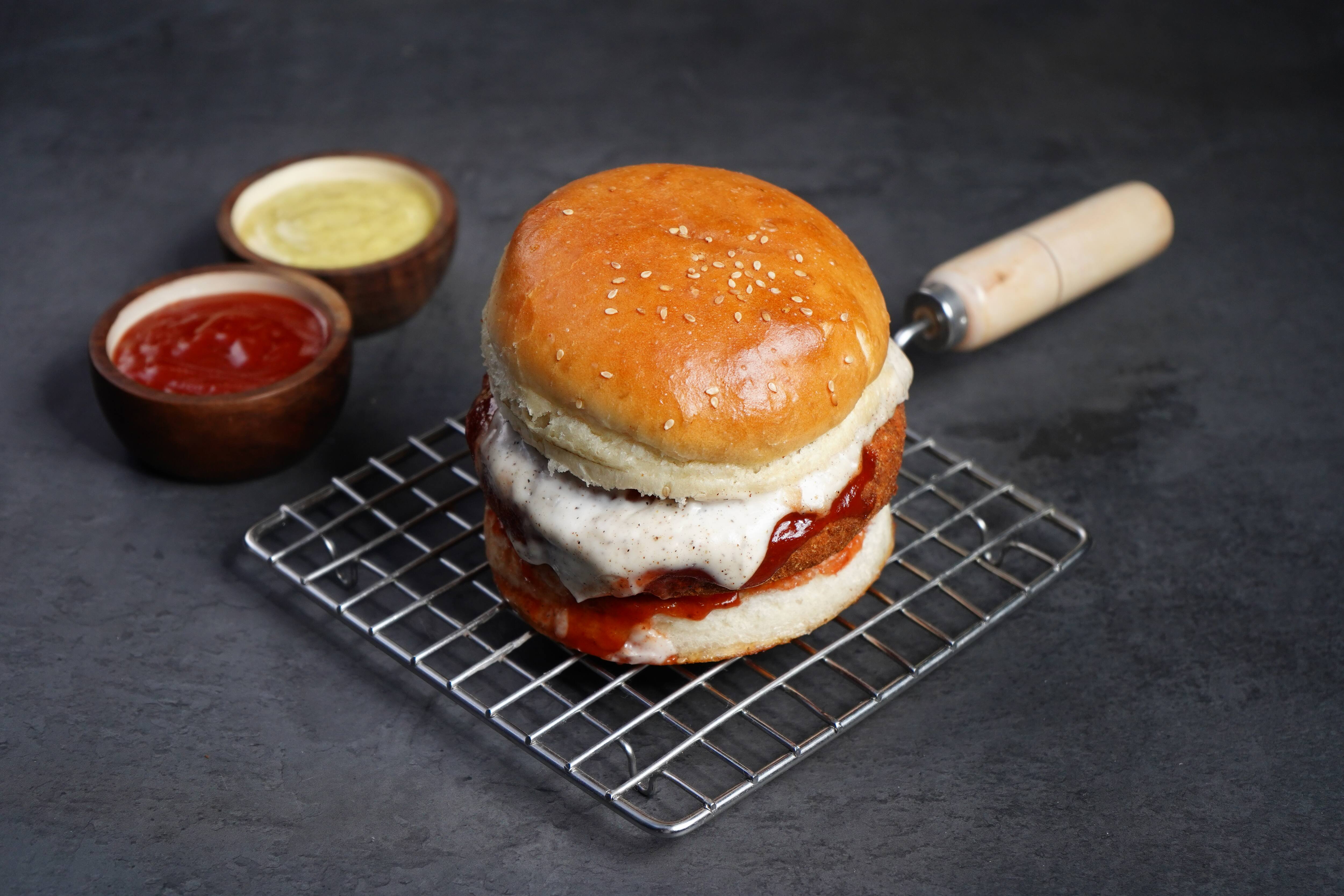 burger, burgers, burger joints, burger restaurants, gourmet burgers, smash burgers, chicken burgers, cheeseburgers, best burgers - Burger King - img4