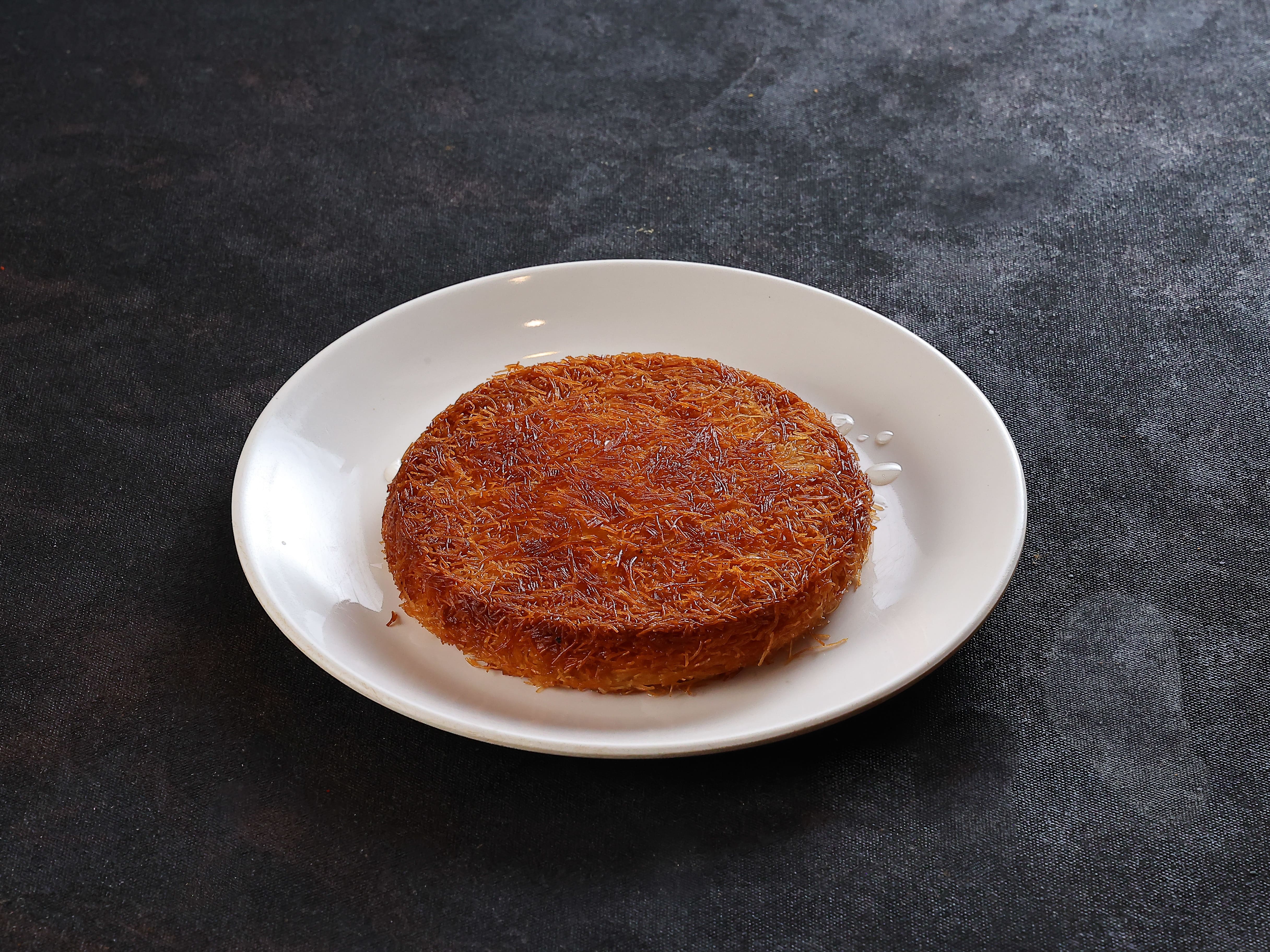late night restaurants, late night food, late night dining, 24 hour restaurants, midnight food, late night cafes, night cafes, late night eateries, late night bars, nightlife restaurants - Capital Multi Cuisine Restaurant - img4