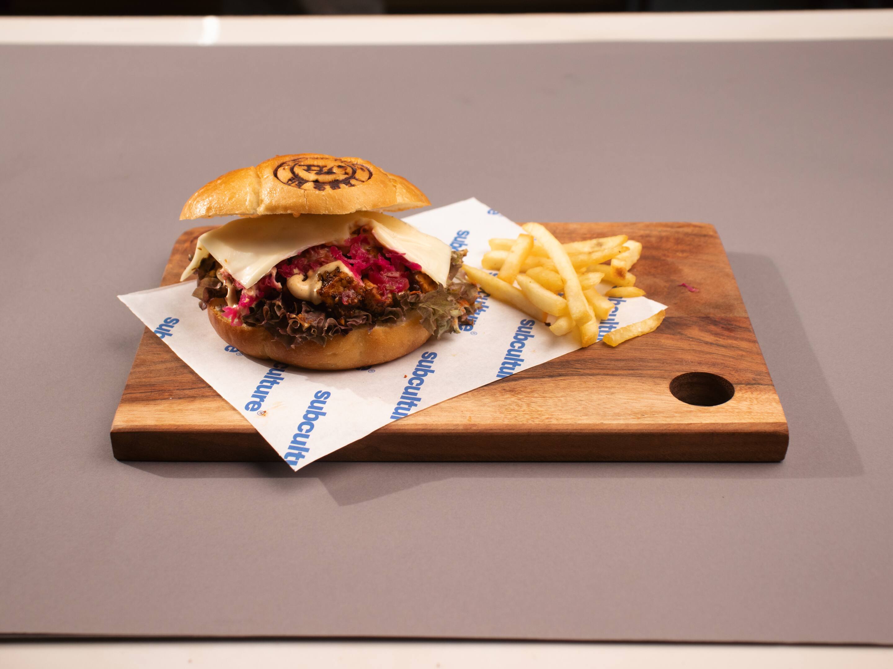 American restaurants, American food, burgers, steaks, sandwiches, American chopsuey - subculture - img5