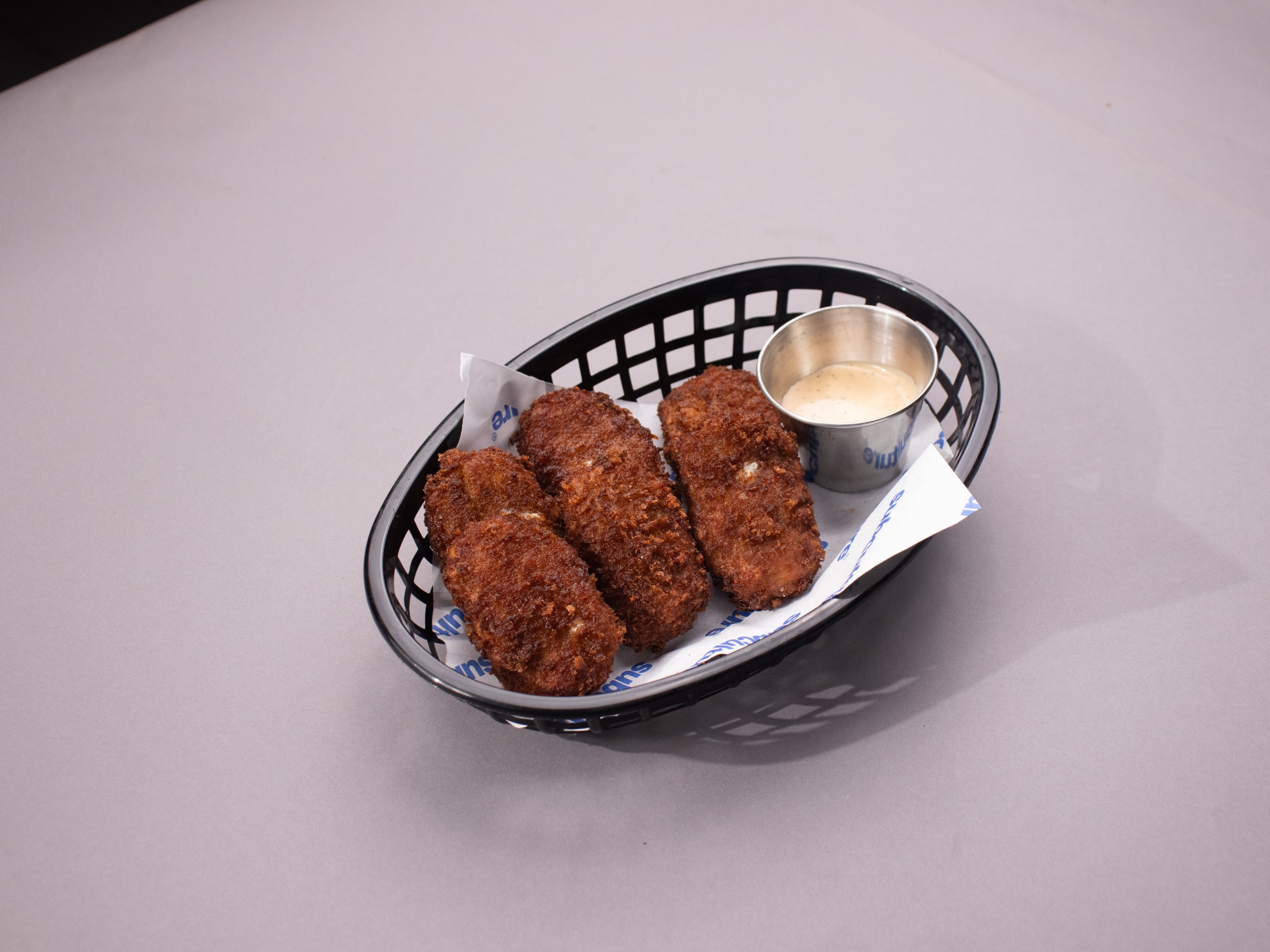 American restaurants, American food, burgers, steaks, sandwiches, American chopsuey - subculture - img1