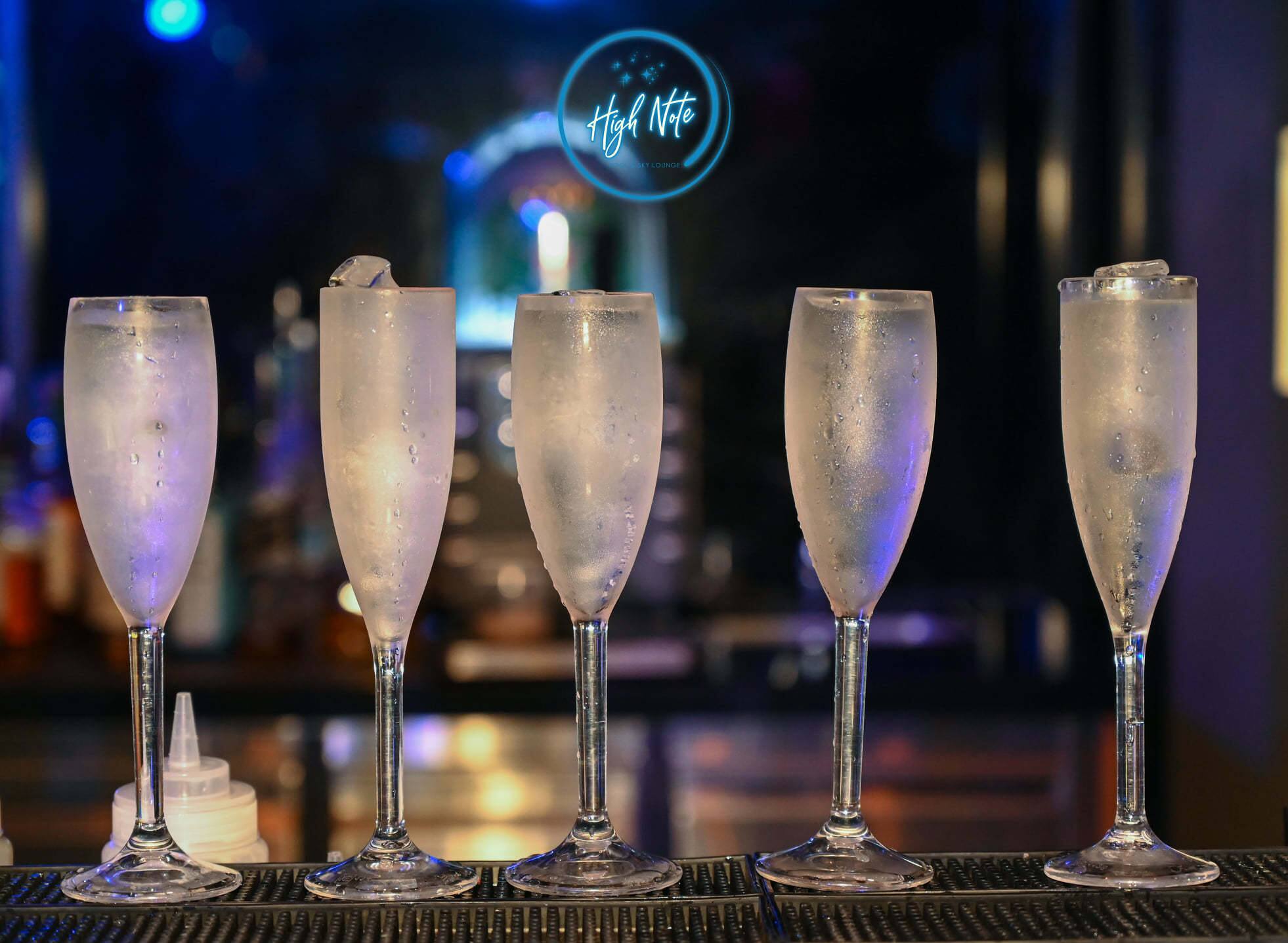 High Note Pool & Sky Lounge - Aloft Al Mina, Mankhool, Dubai