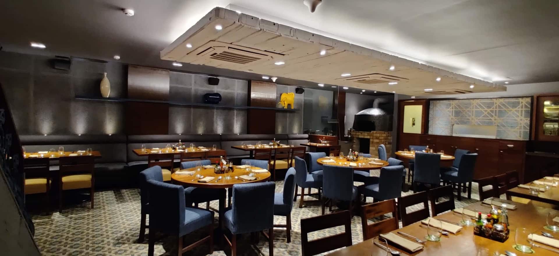 Restaurant image
