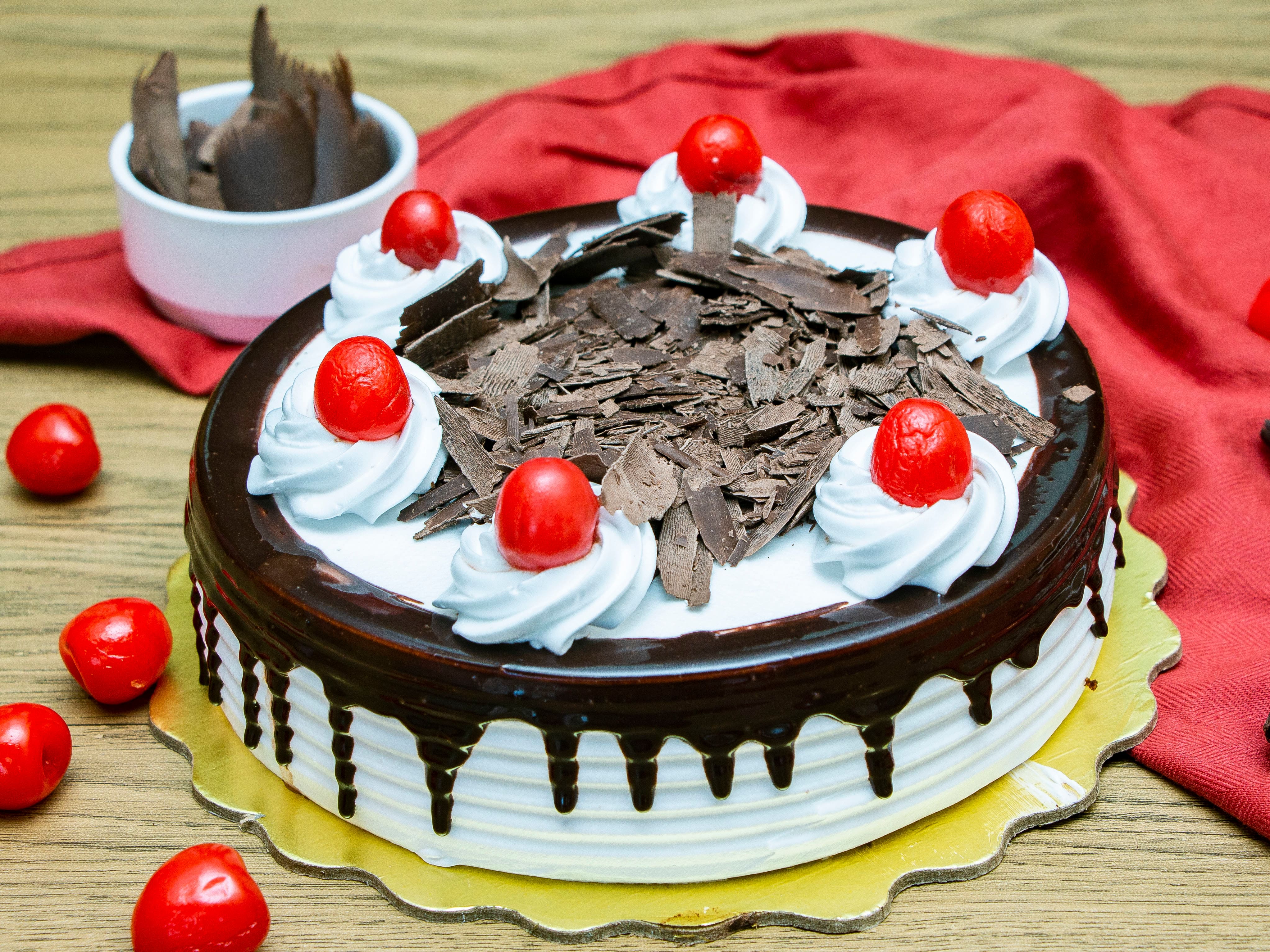 Fresh Cake For Birthday - 500 Gram, Birthday Cake, केक - Gift N Treat,  Gurugram | ID: 2852880780333